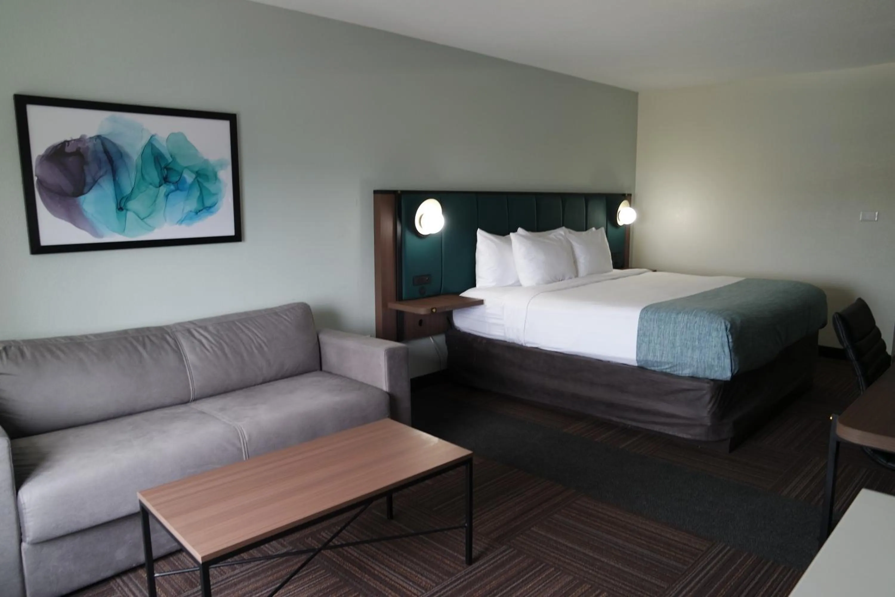 Photo of the whole room, Bed in Wingate by Wyndham Kings Bay Naval Base I-95