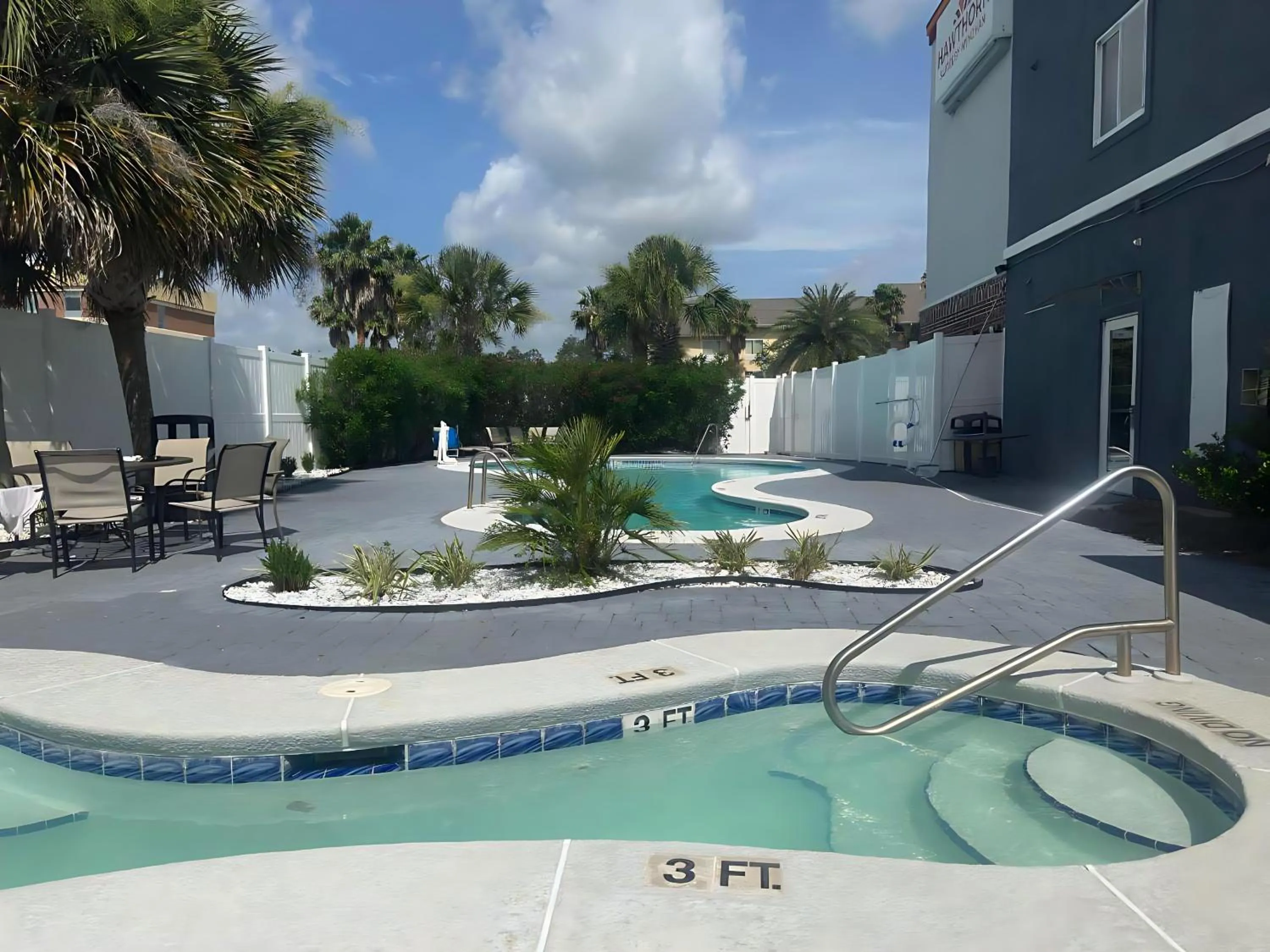 Hot Tub in Wingate by Wyndham Kings Bay Naval Base I-95