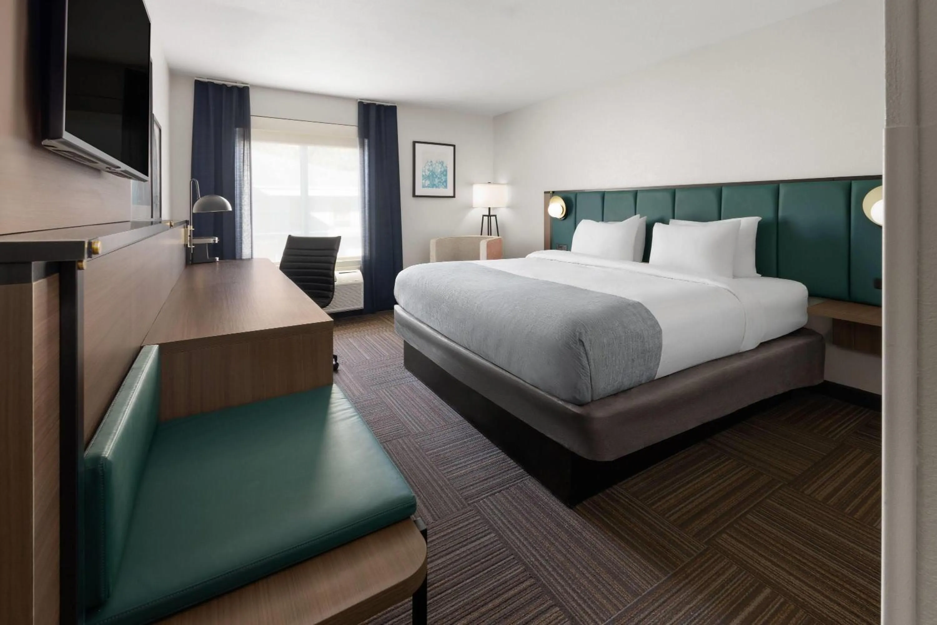 Photo of the whole room, Bed in Wingate by Wyndham Kings Bay Naval Base I-95