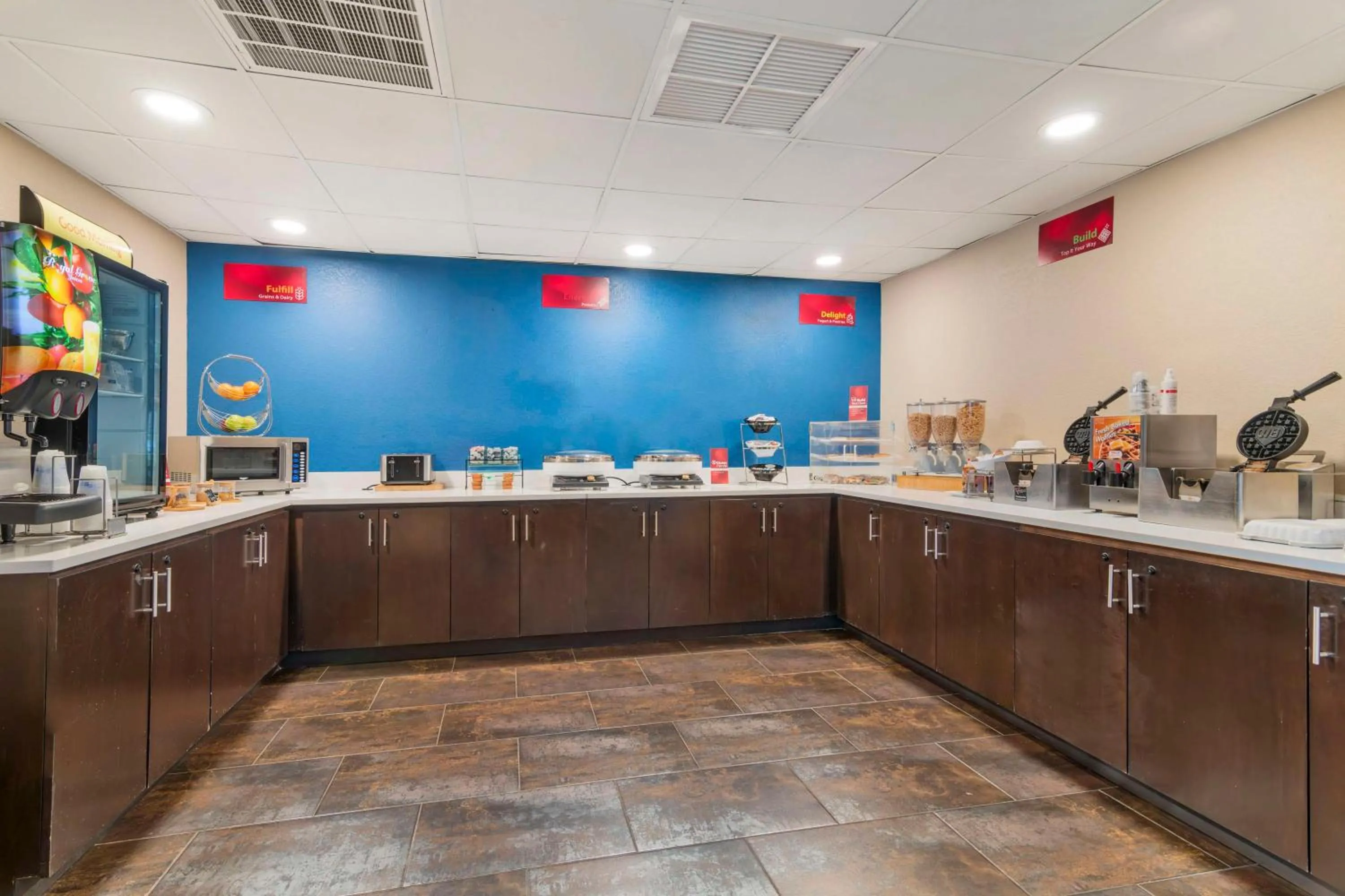 Breakfast in Best Western Plus Fairburn Atlanta Southwest