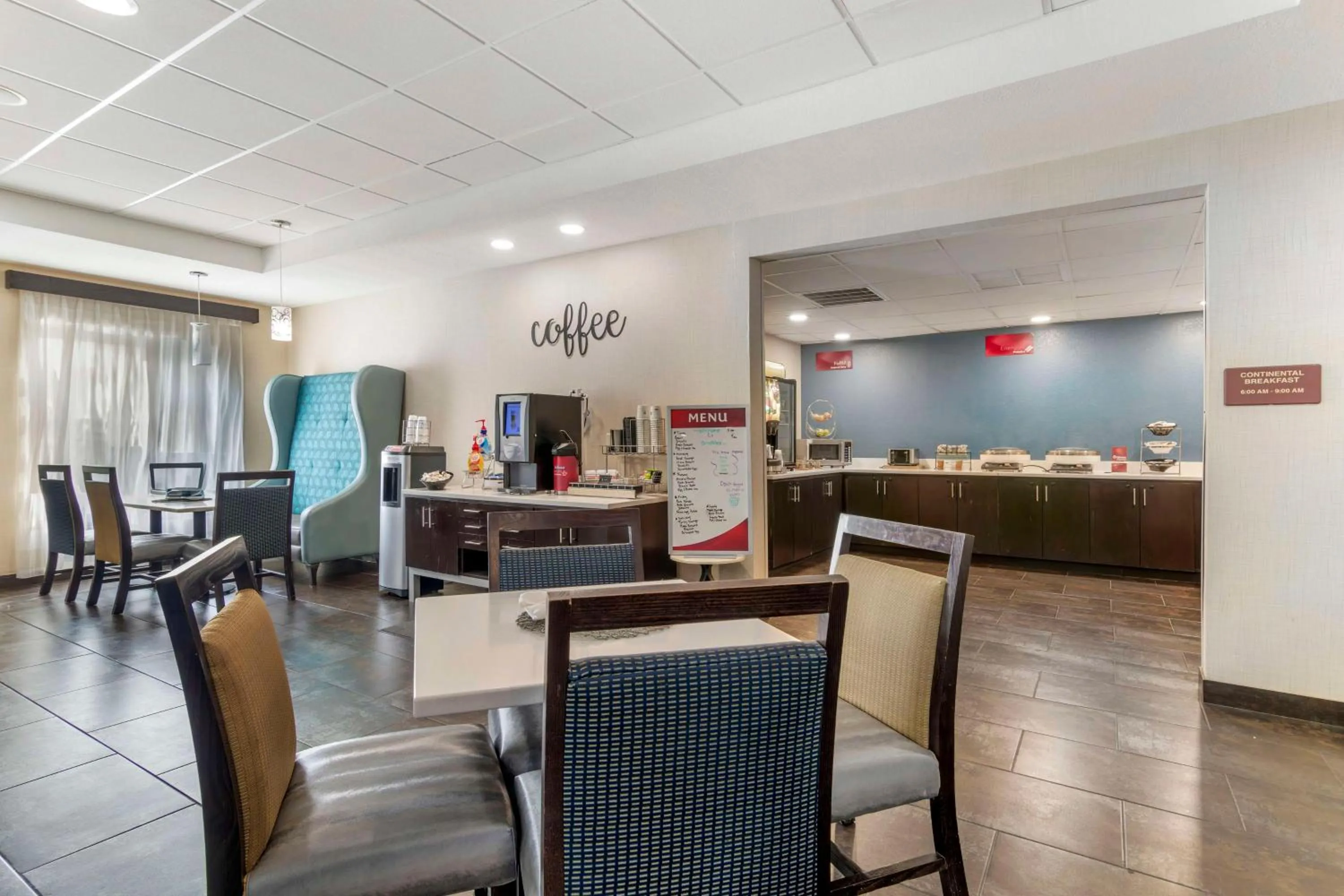 Breakfast in Best Western Plus Fairburn Atlanta Southwest