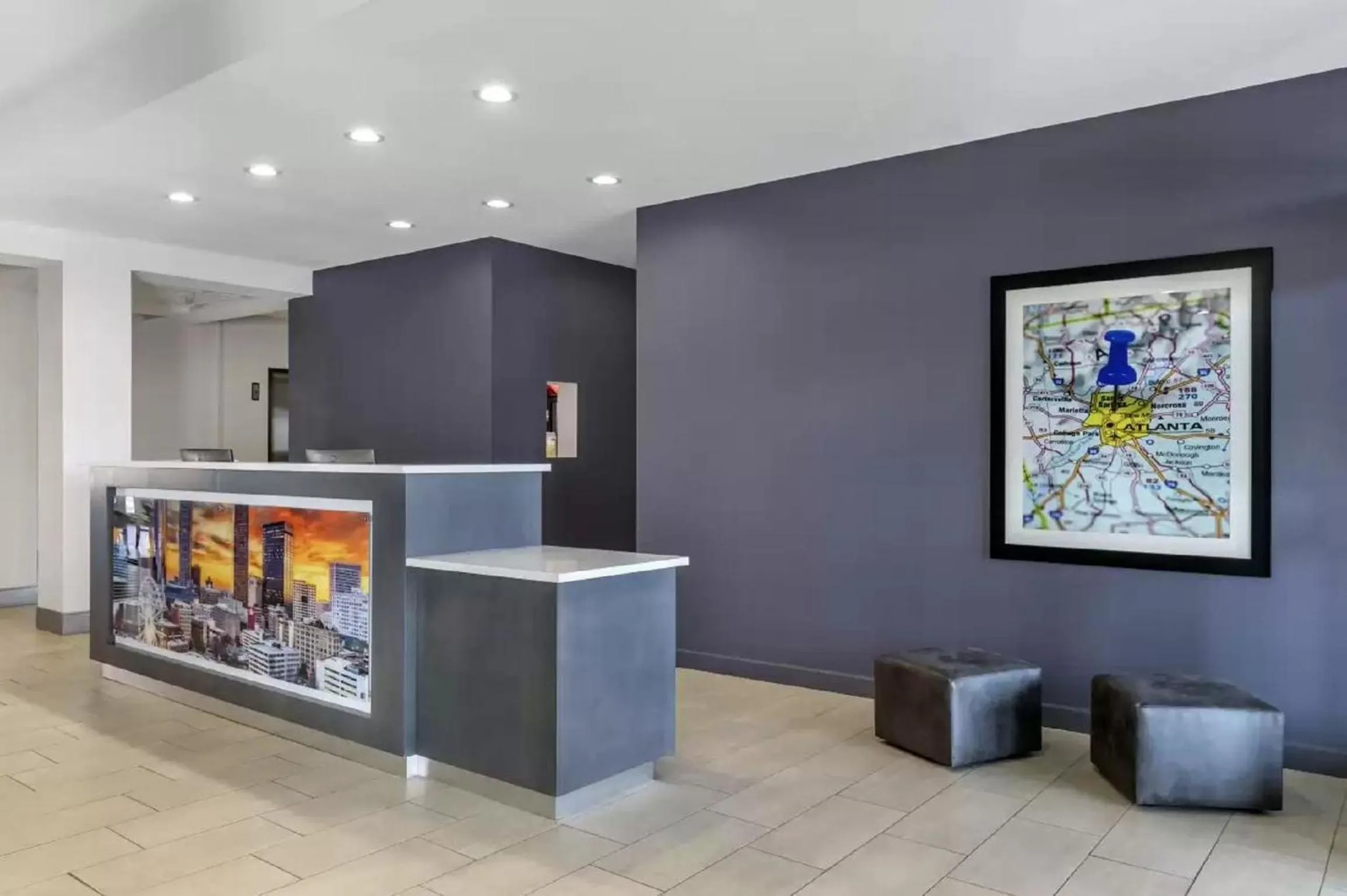Lobby or reception in Comfort Suites McDonough Atlanta South