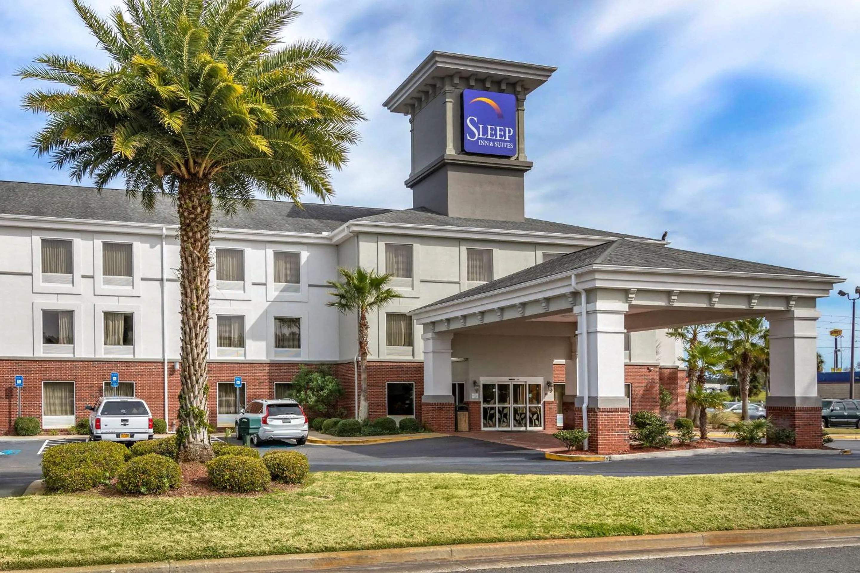 Property building in Sleep Inn & Suites Brunswick North
