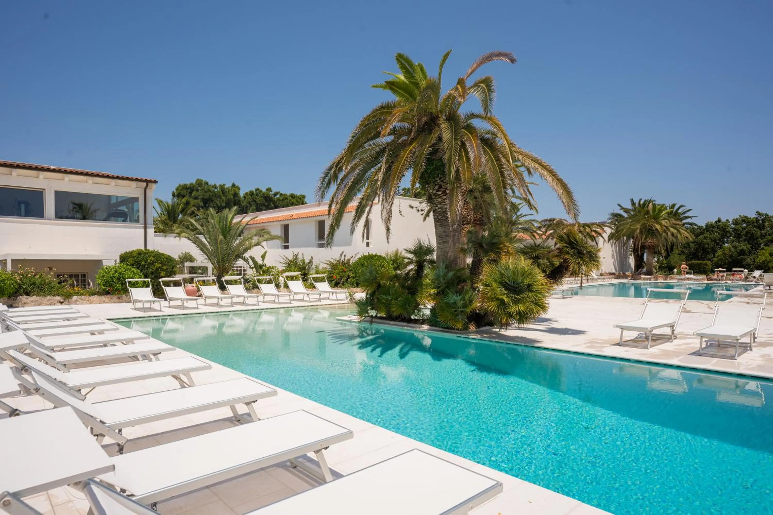 Swimming pool in Ostuni a Mare