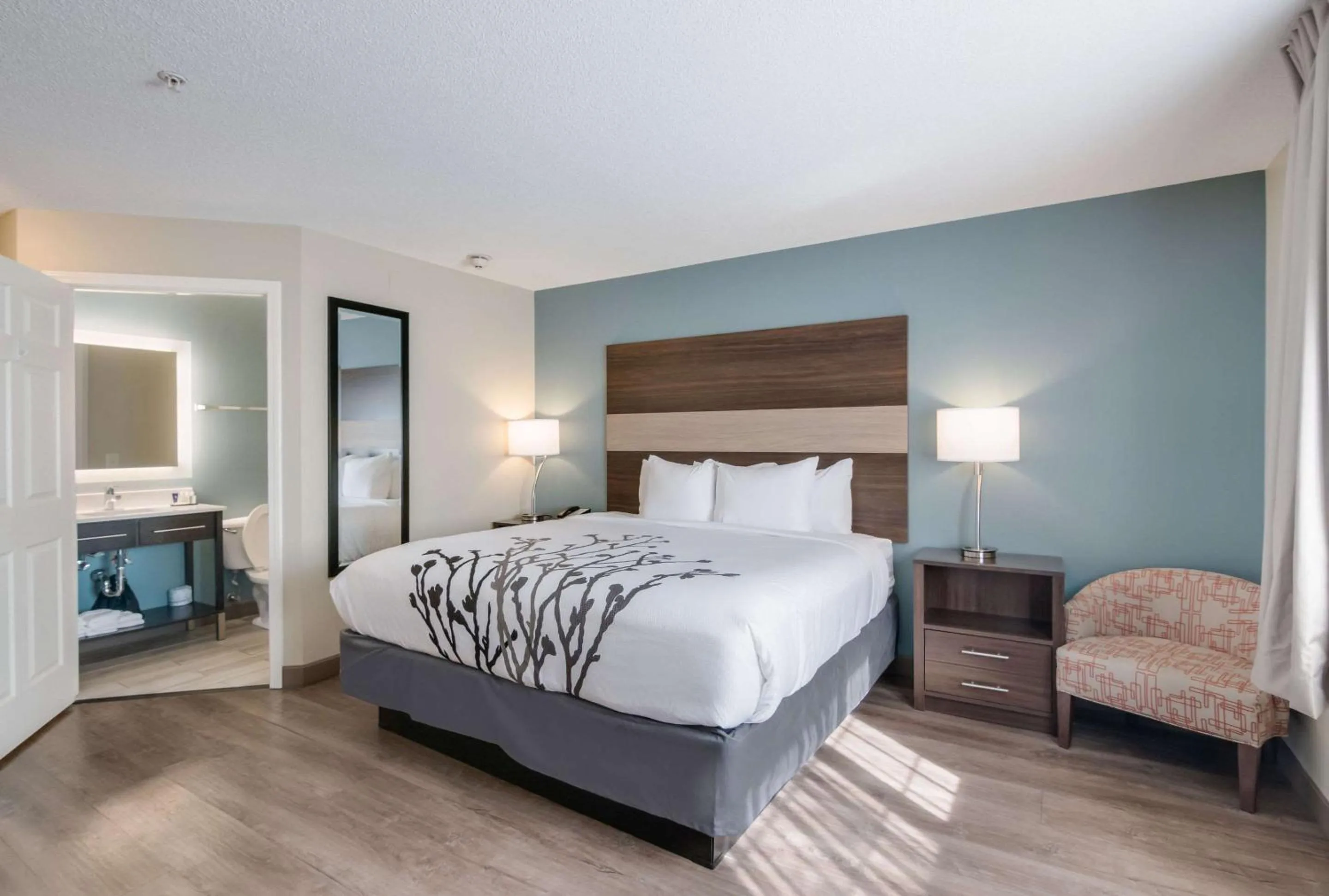 Photo of the whole room, Bed in Sleep Inn & Suites Columbus near Fort Benning