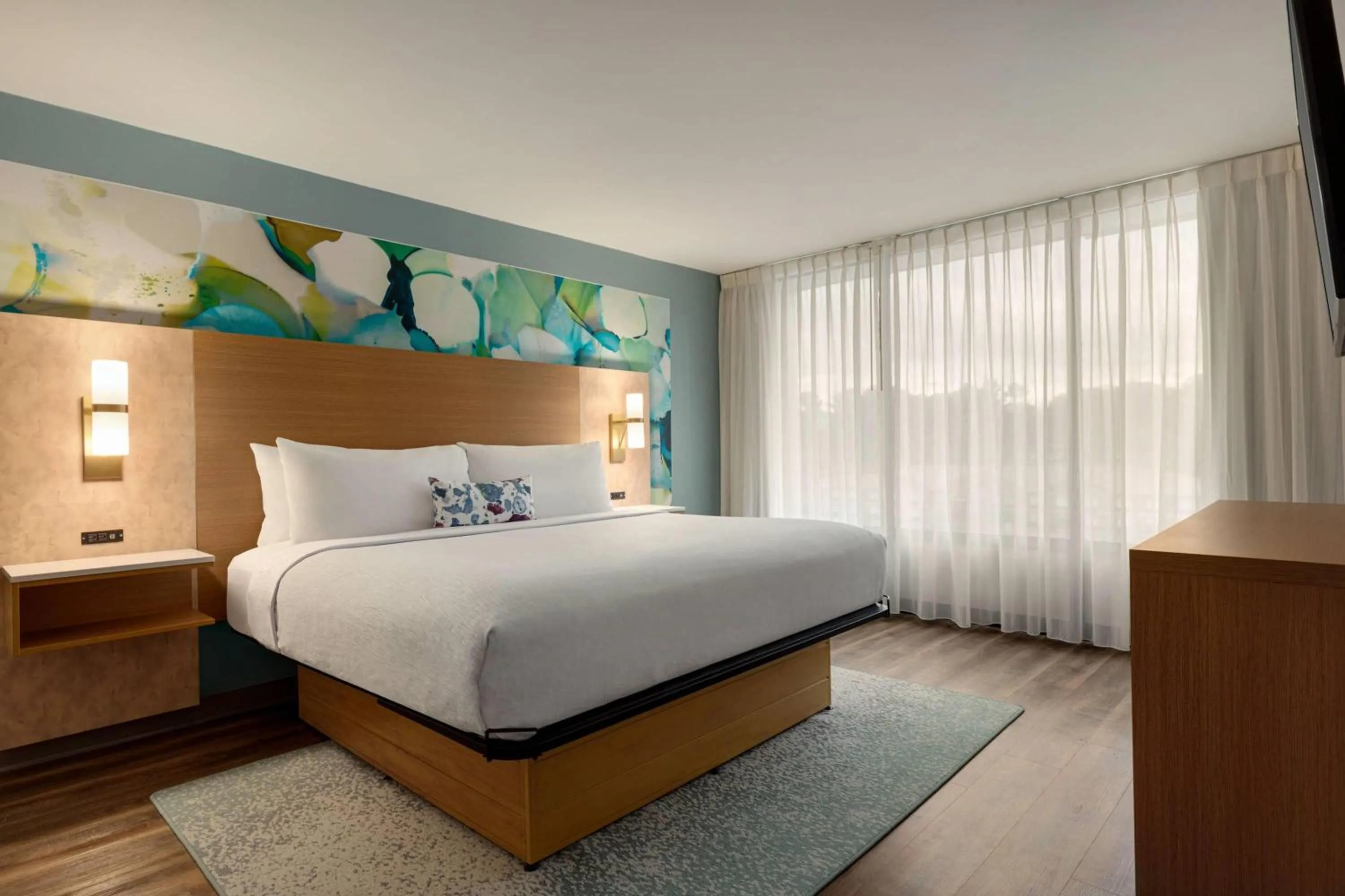 Photo of the whole room, Bed in Wyndham Garden Atlanta Airport