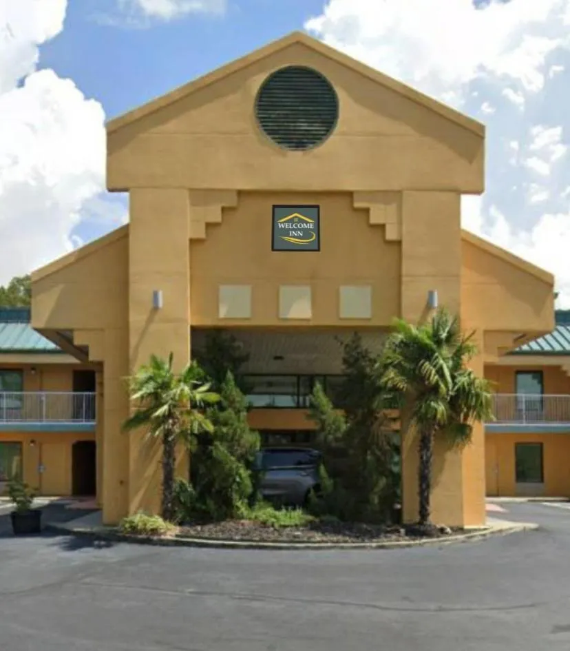 Property building in Welcome Inn