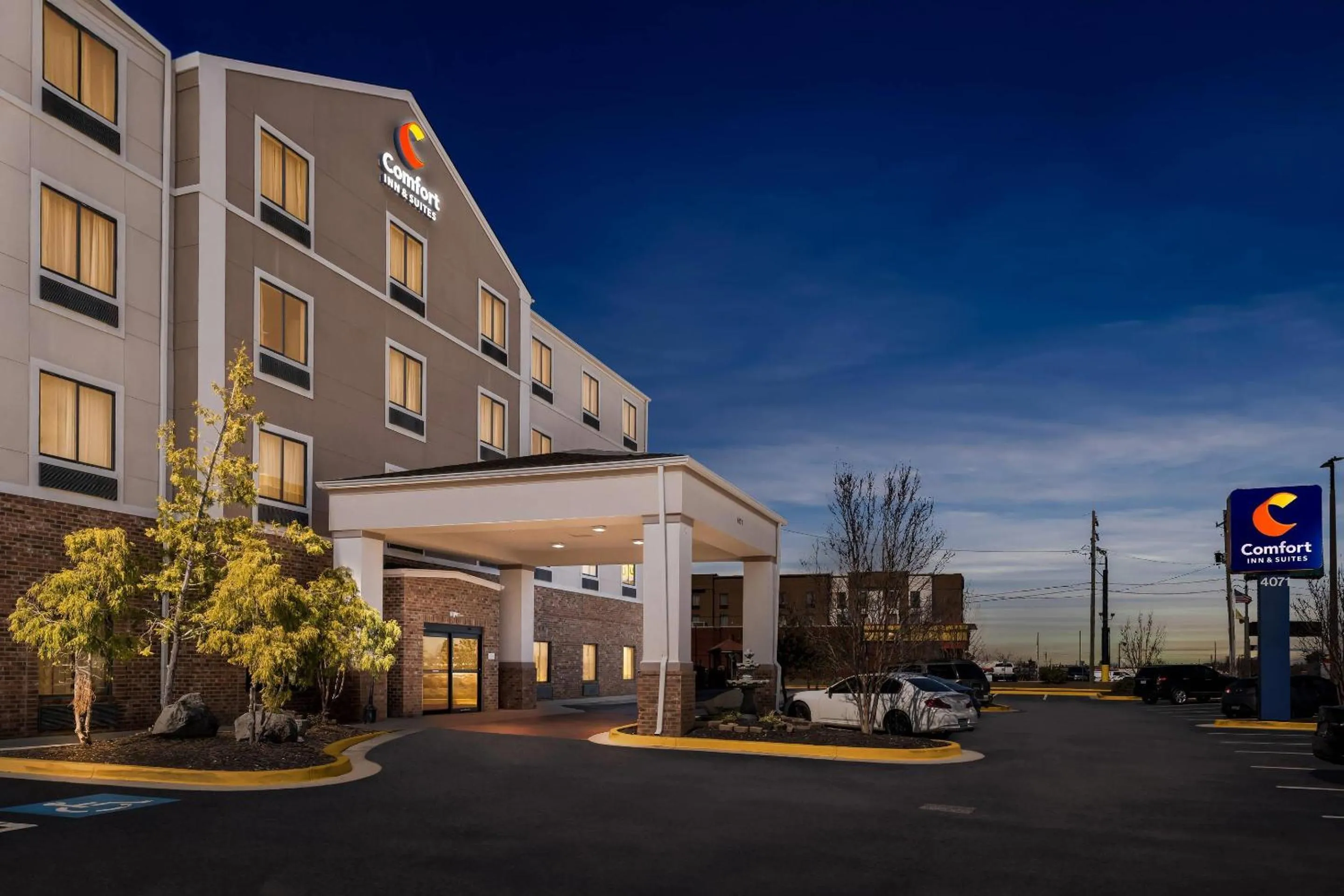 Property building in Comfort Inn & Suites Augusta West Near Fort Gordon