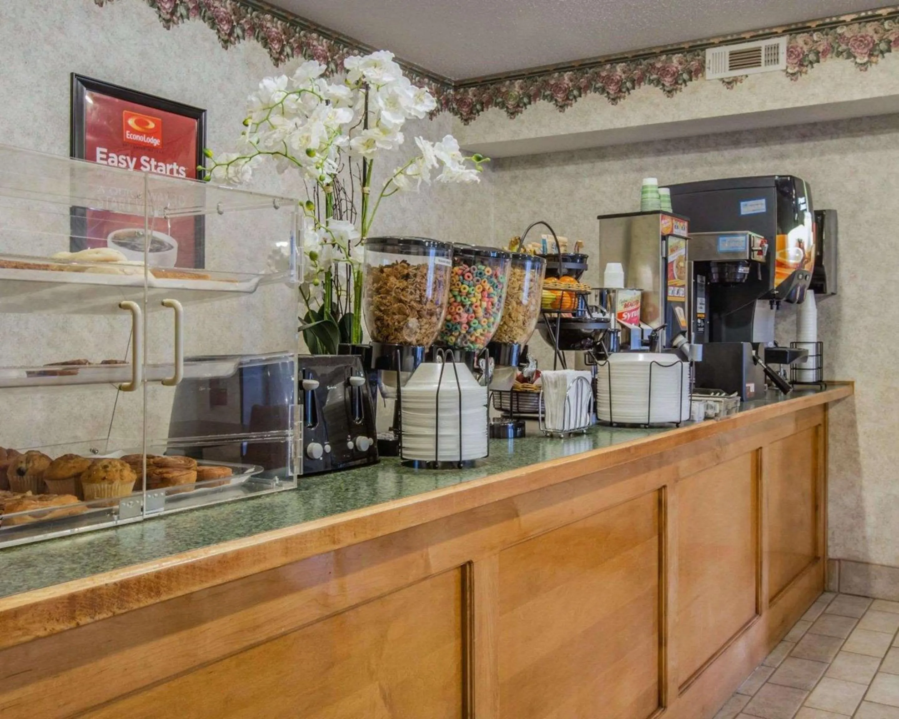 Restaurant/places to eat in Econo Lodge Villa Rica