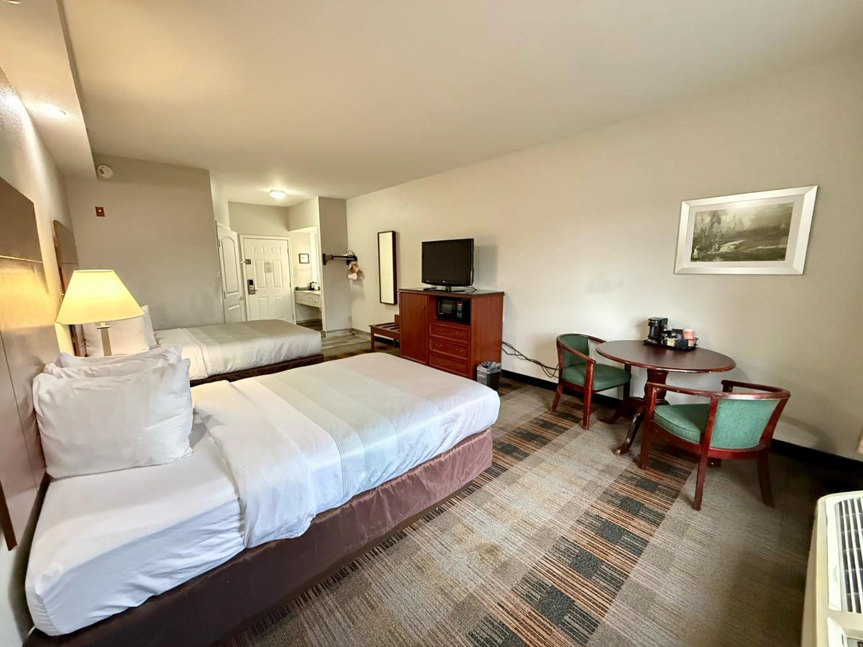 Bed in Quality Inn Newnan - Atlanta South