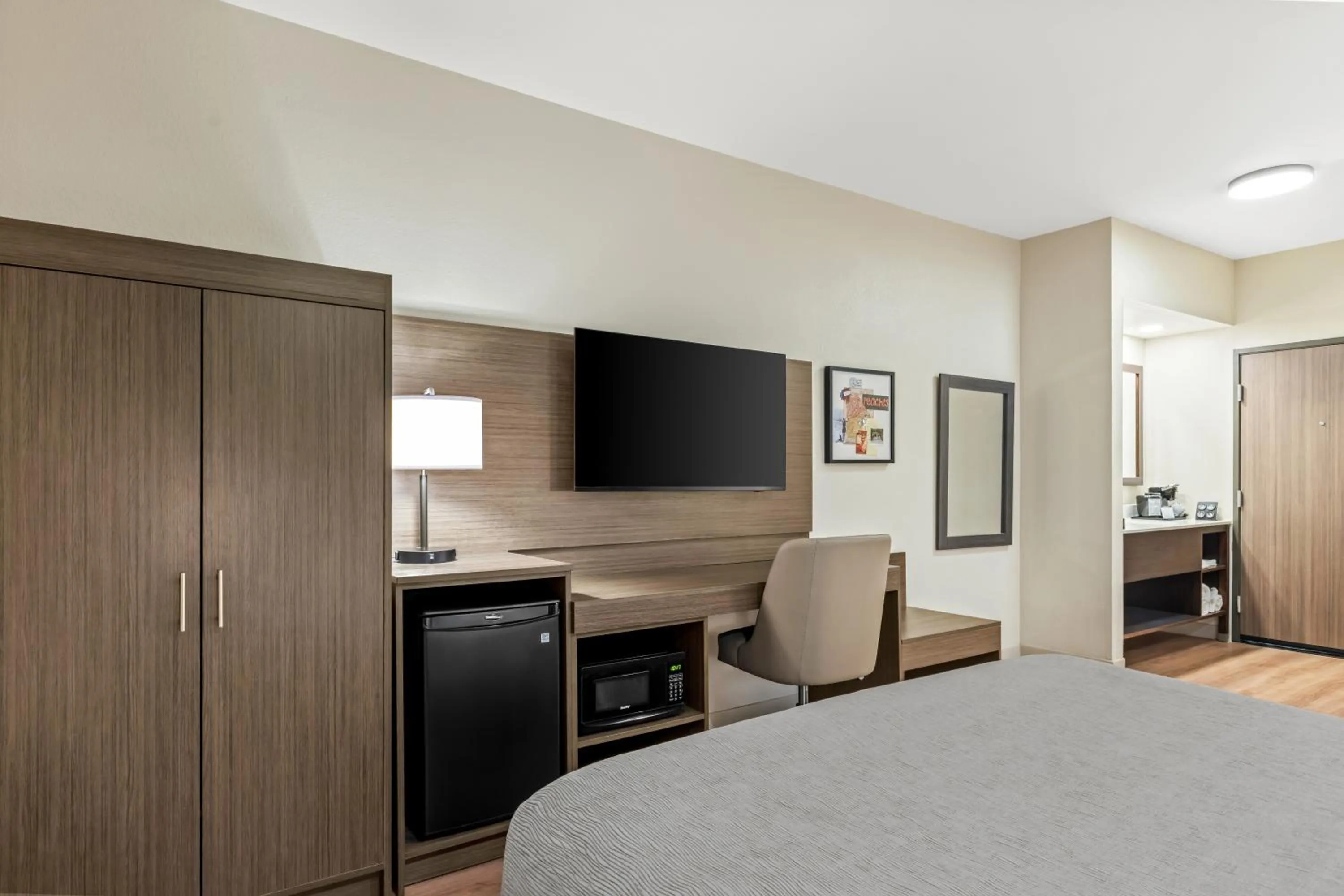 Bed in Quality Inn Pooler - Savannah I-95