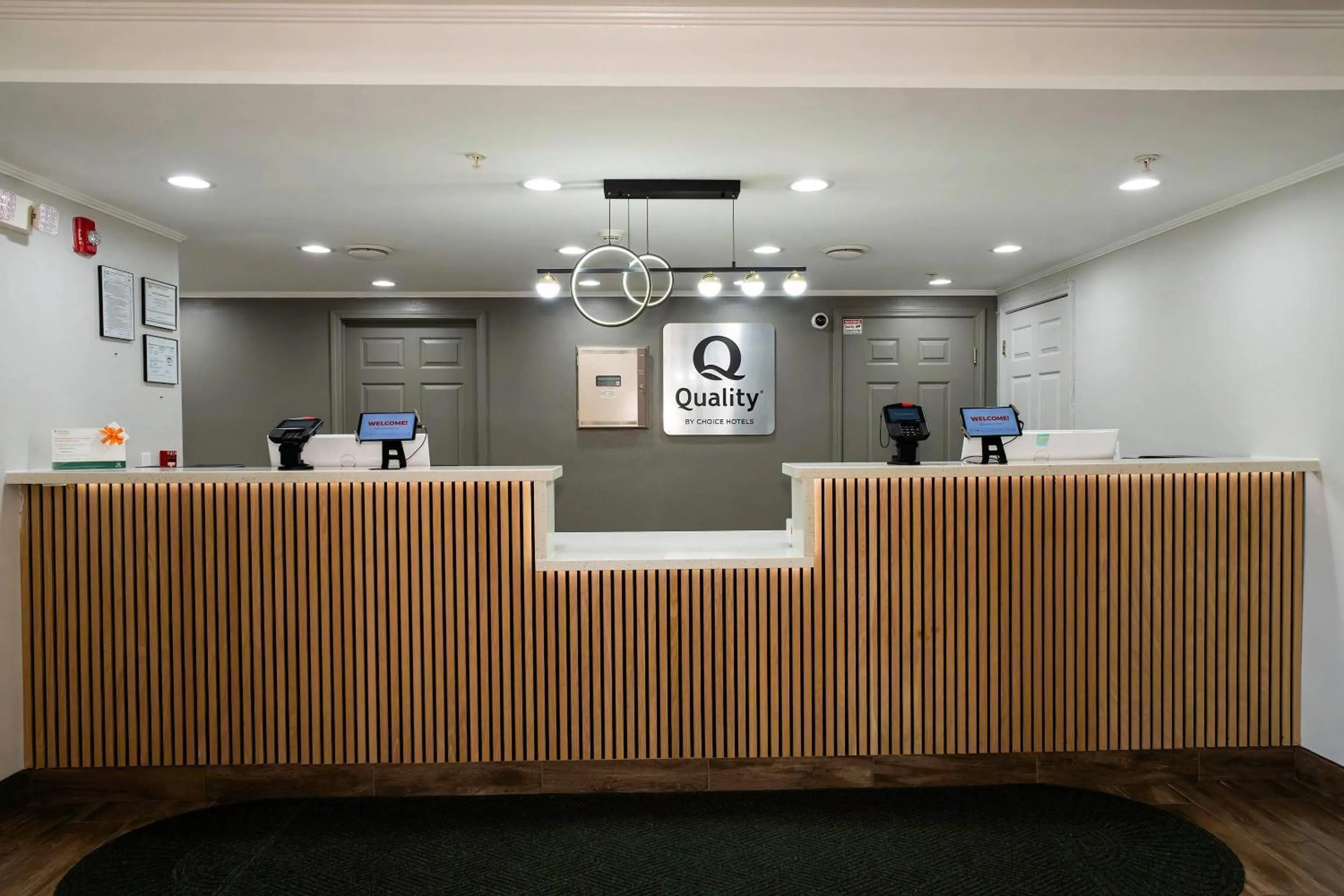 Lobby or reception in Quality Inn Rome South