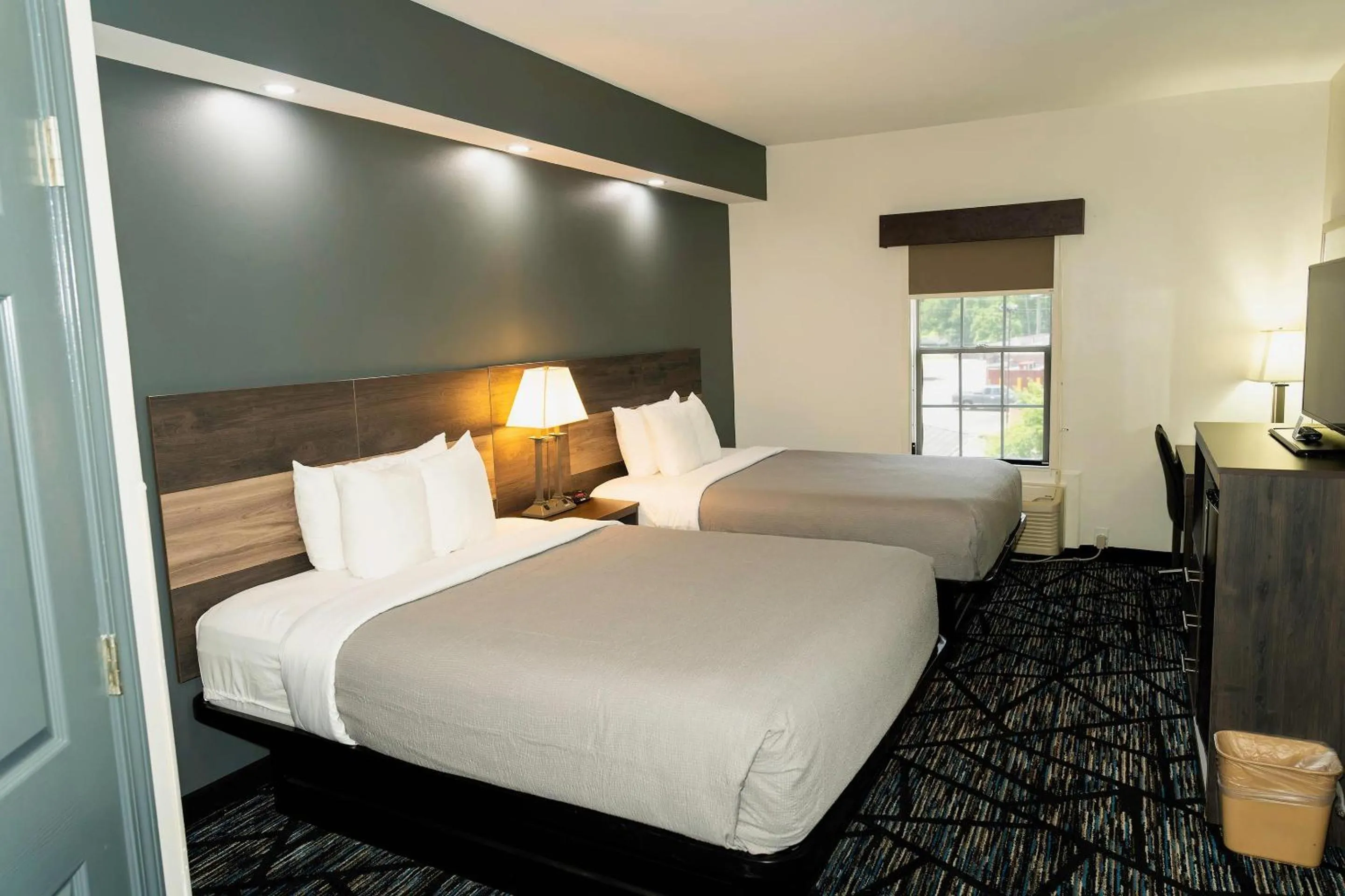 Bedroom, Bed in Quality Inn Rome South