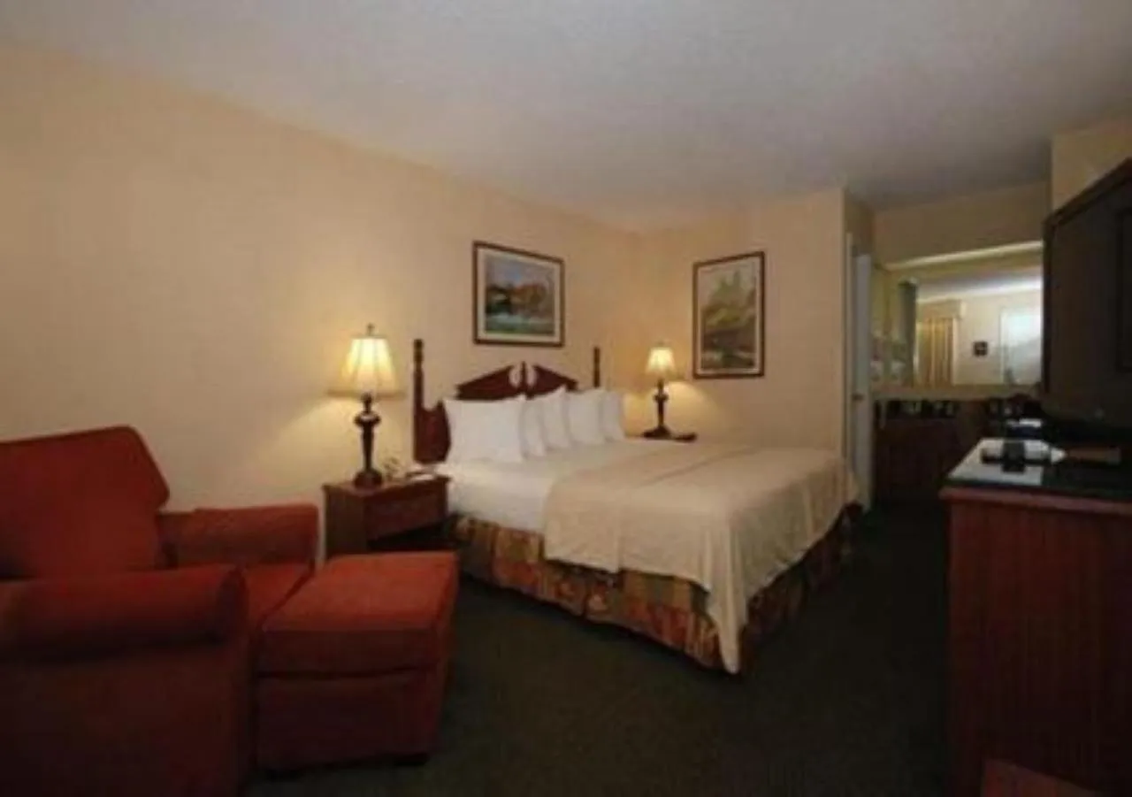 Photo of the whole room, Bed in Quality Inn Bainbridge