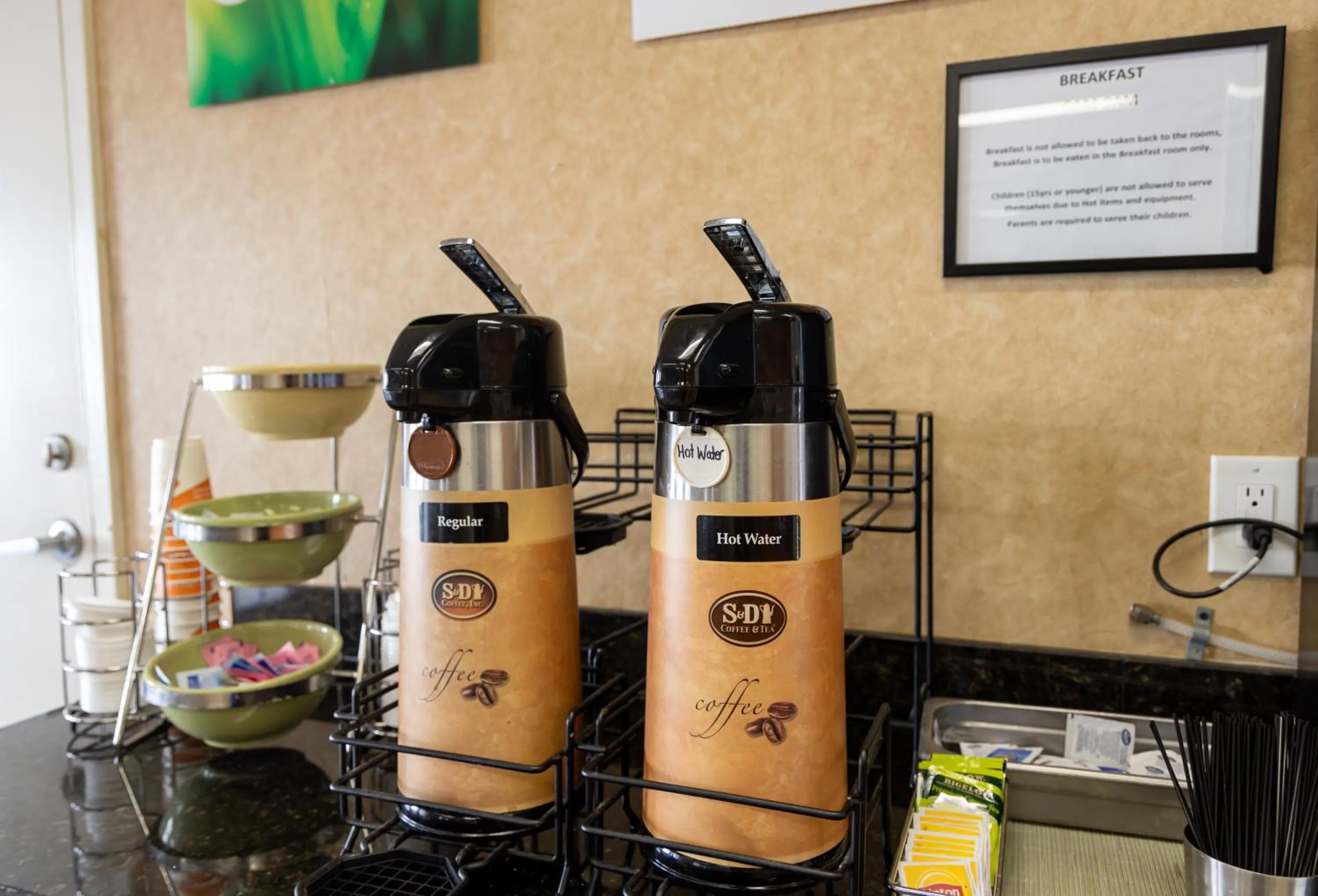 Coffee/tea facilities in Quality Inn Carrollton Medical Center