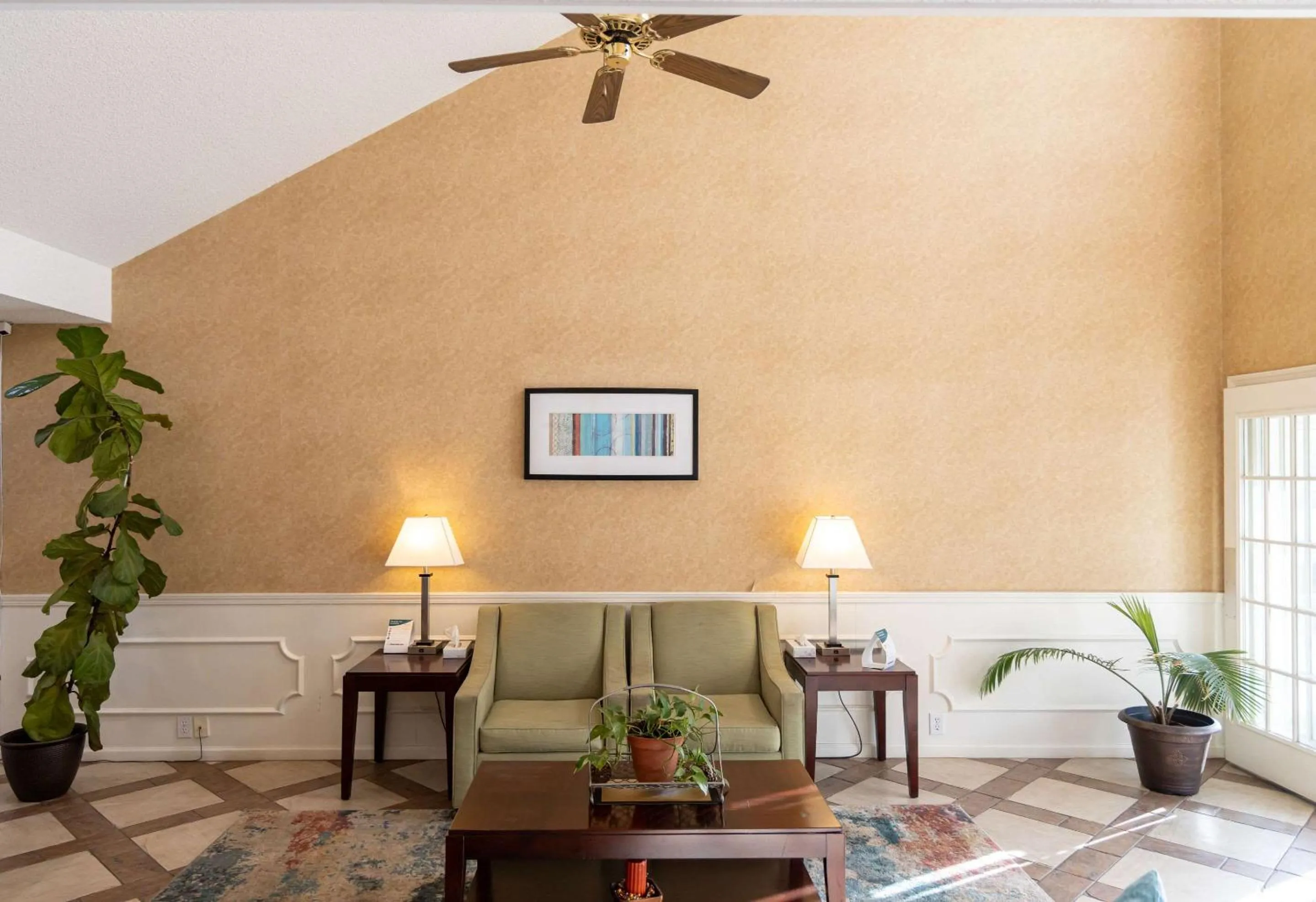 Lobby or reception in Quality Inn Carrollton Medical Center