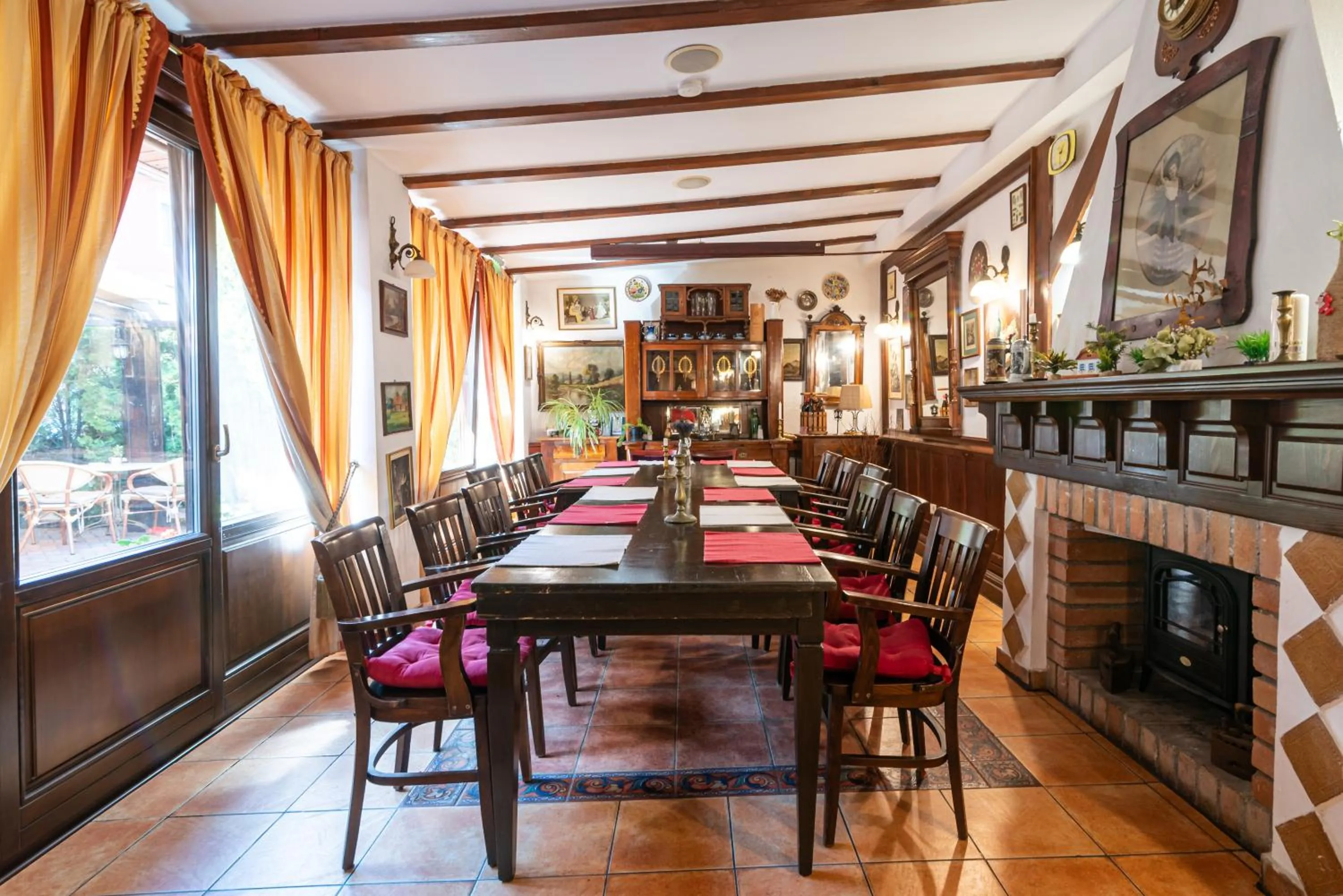 Restaurant/places to eat in Casa del Sole Boutique Hotel Timisoara