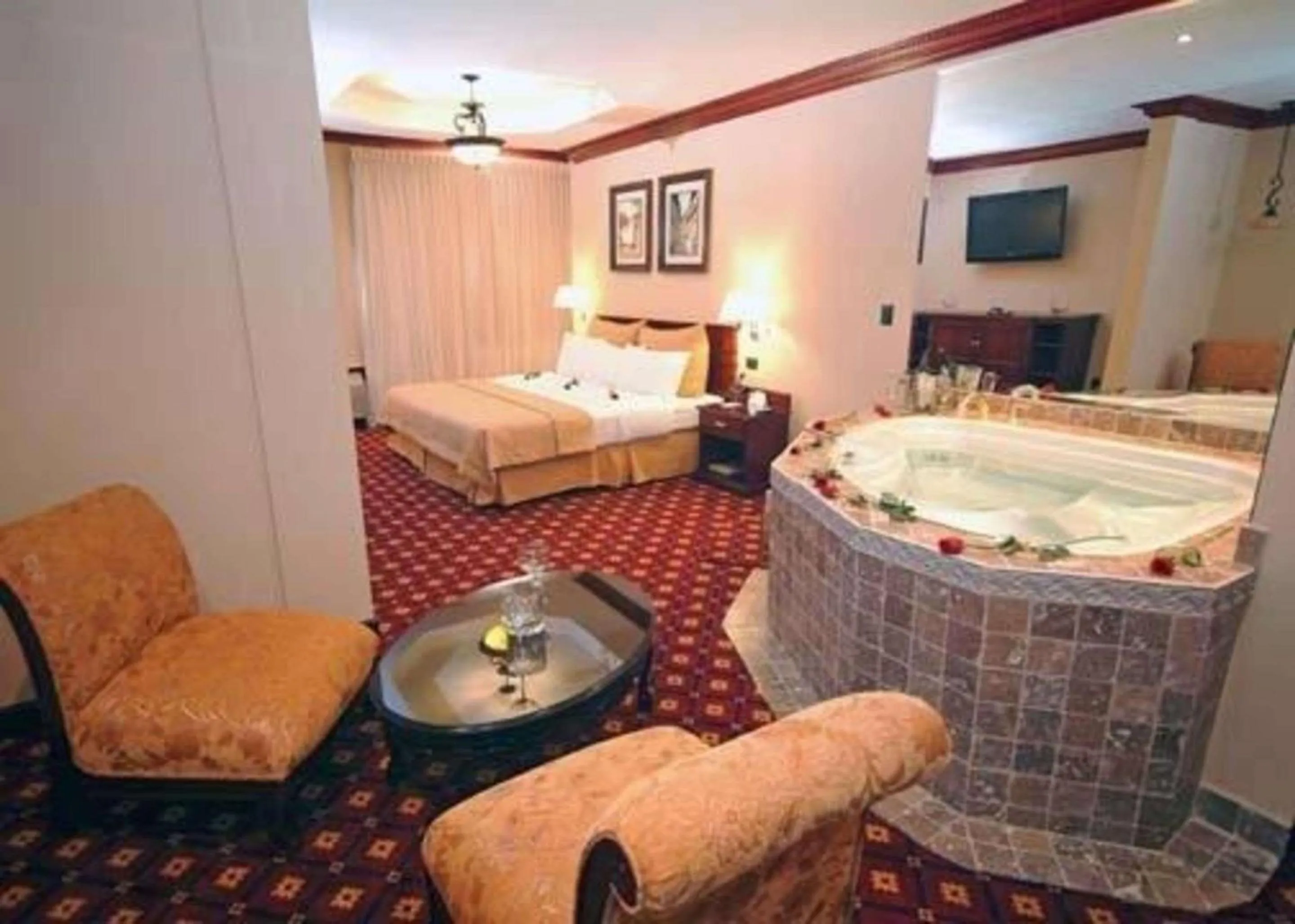 Photo of the whole room, Bed in Clarion Hotel San Pedro Sula