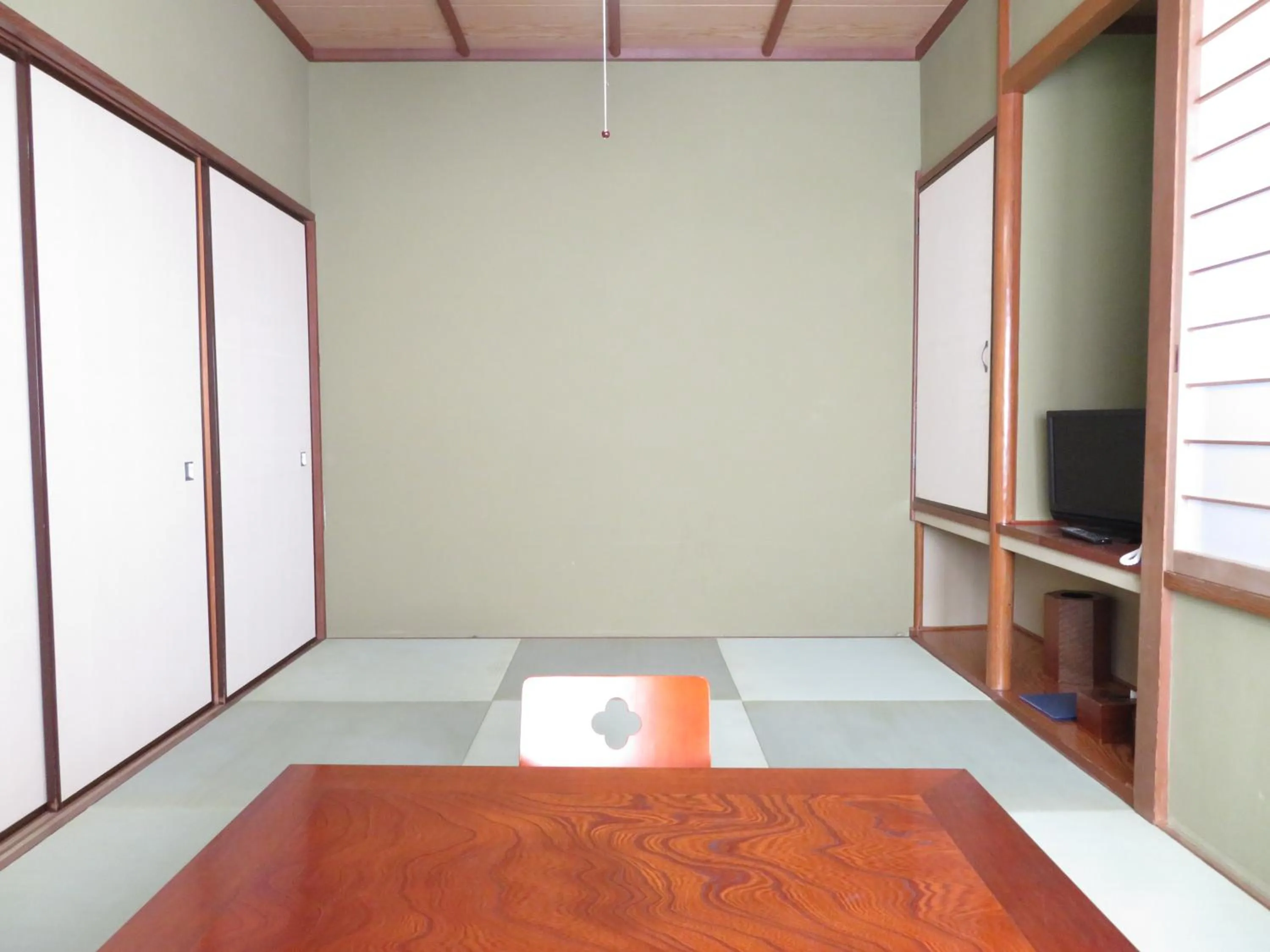 Bed in Hakone Miyanoshita Myojokan