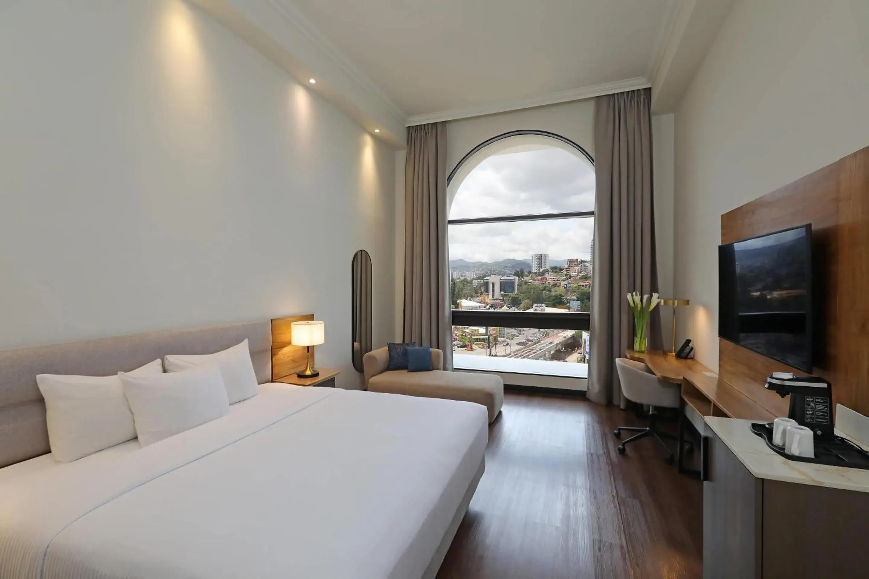 Business King Room in Clarion Hotel Real Tegucigalpa Business King Room in Clarion Hotel Real Tegucigalpa