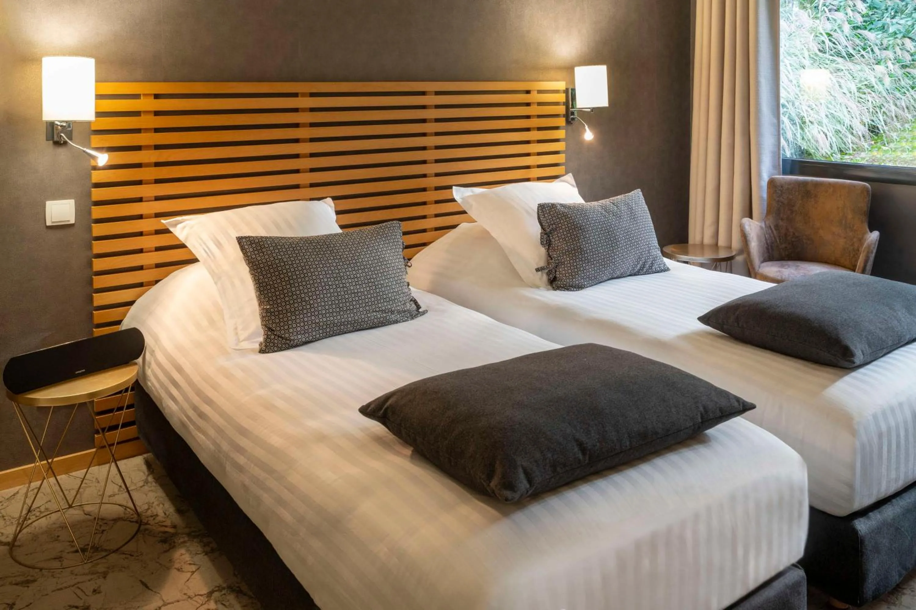 Bedroom, Bed in Best Western Plus Hotel De La Regate-Erdre