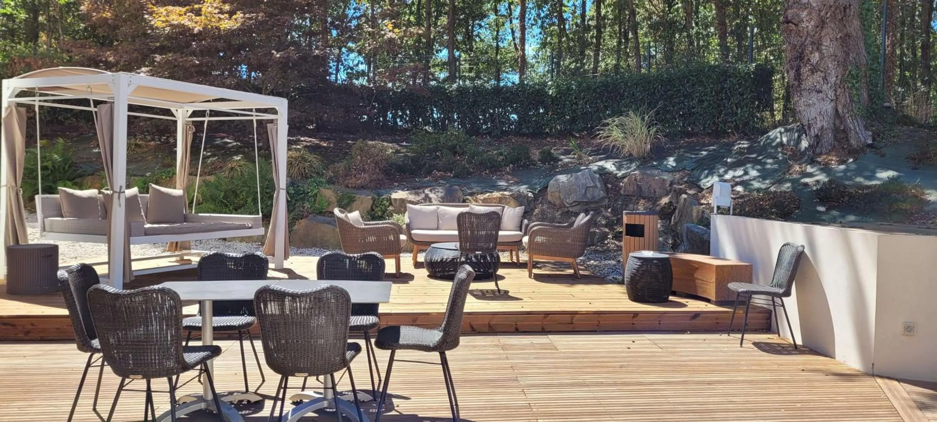 Property building in Best Western Plus Hotel De La Regate-Erdre