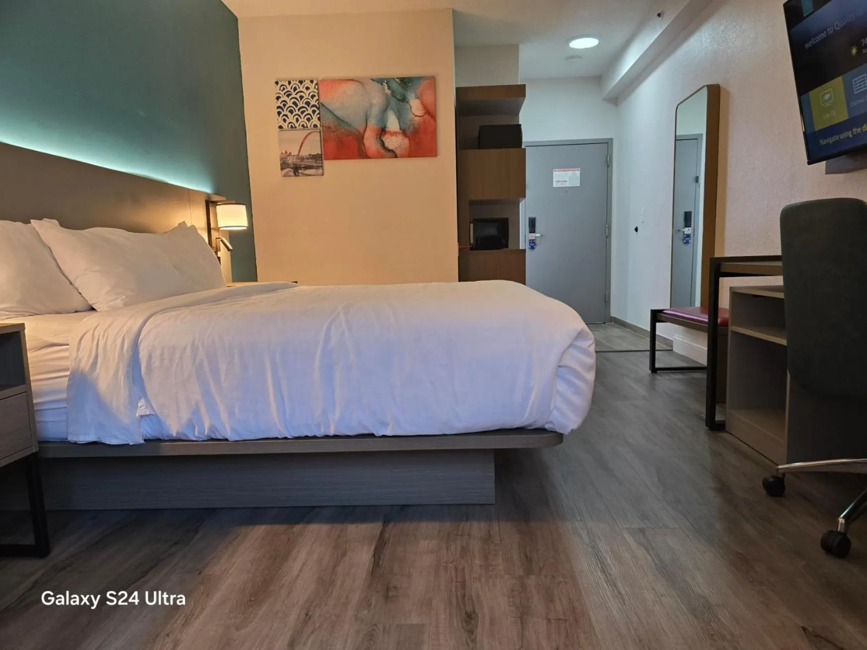 Bed in Comfort Inn & Suites