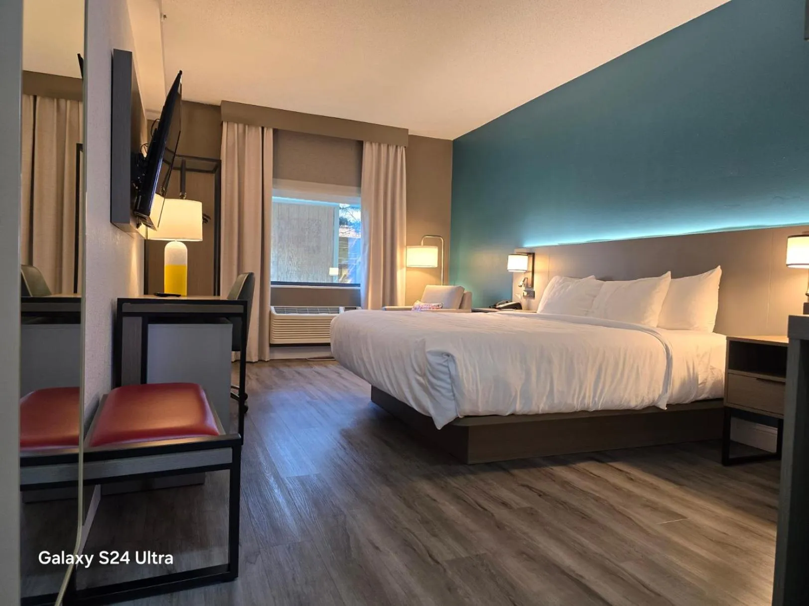 Bed in Comfort Inn & Suites