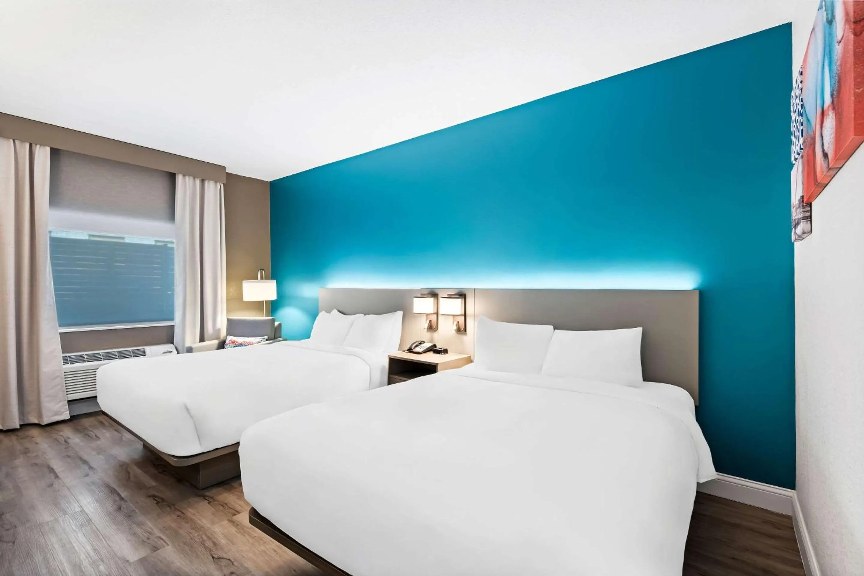 Bedroom, Bed in Comfort Inn & Suites