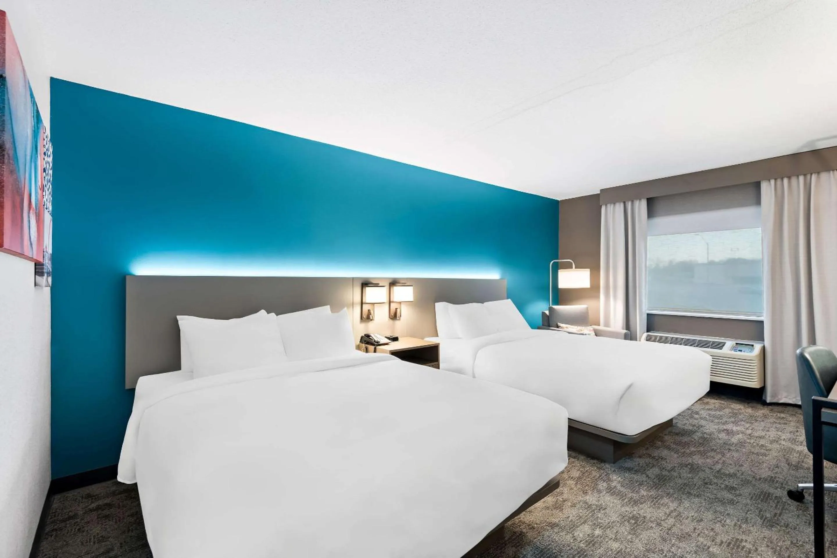 Bedroom, Bed in Comfort Inn & Suites