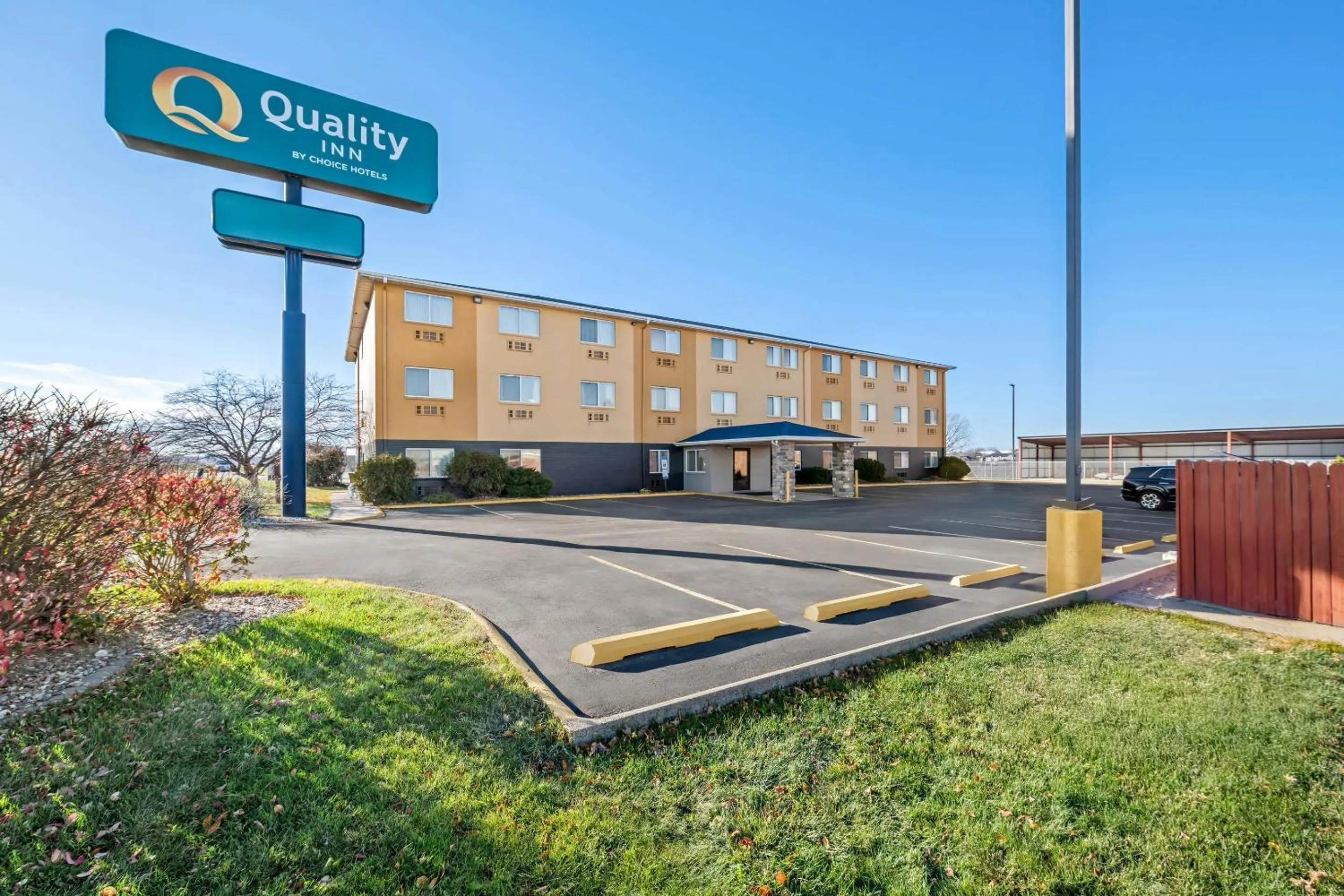 Quality Inn Dubuque on Hwy 20