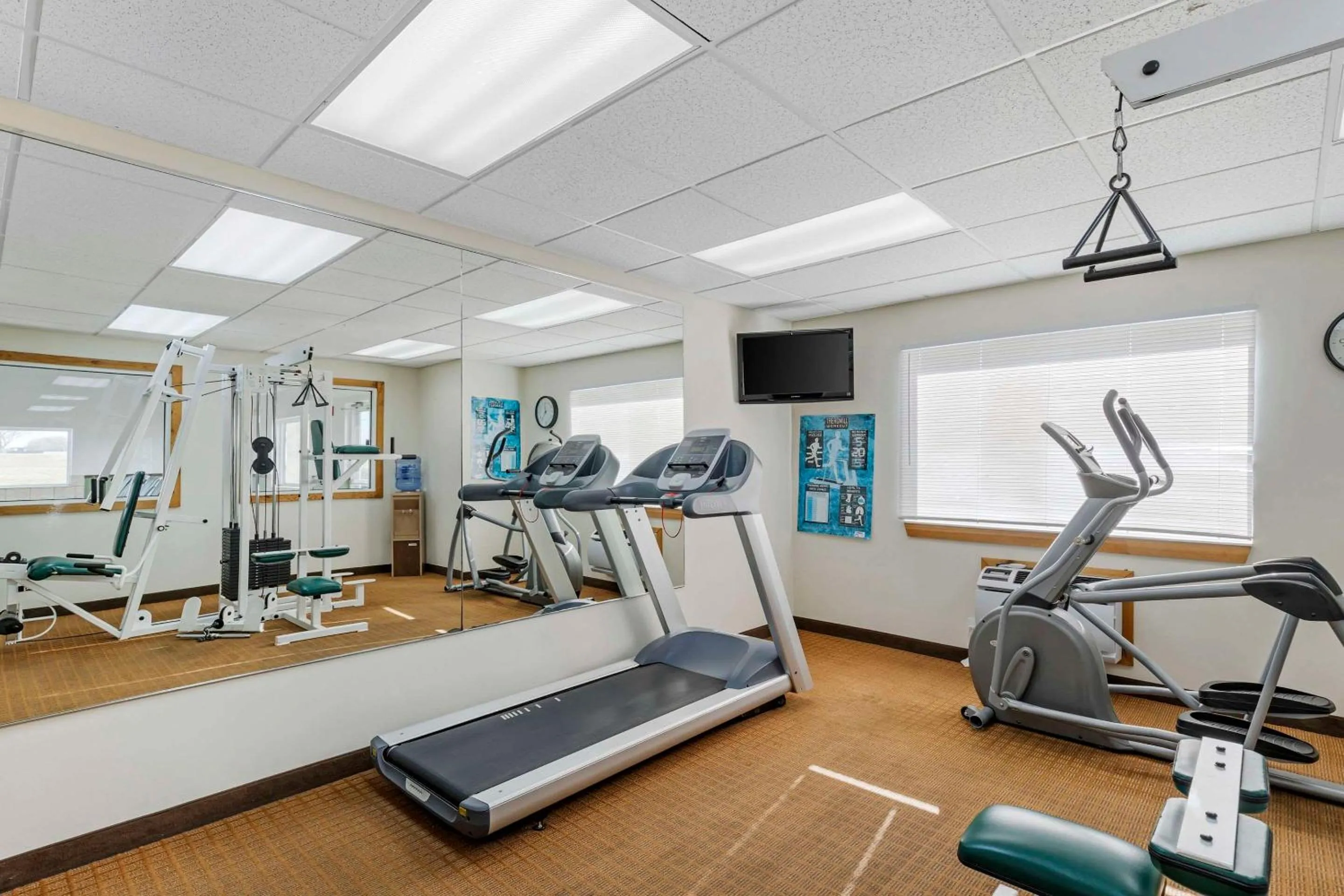 Fitness centre/facilities in Sleep Inn & Suites Charles City