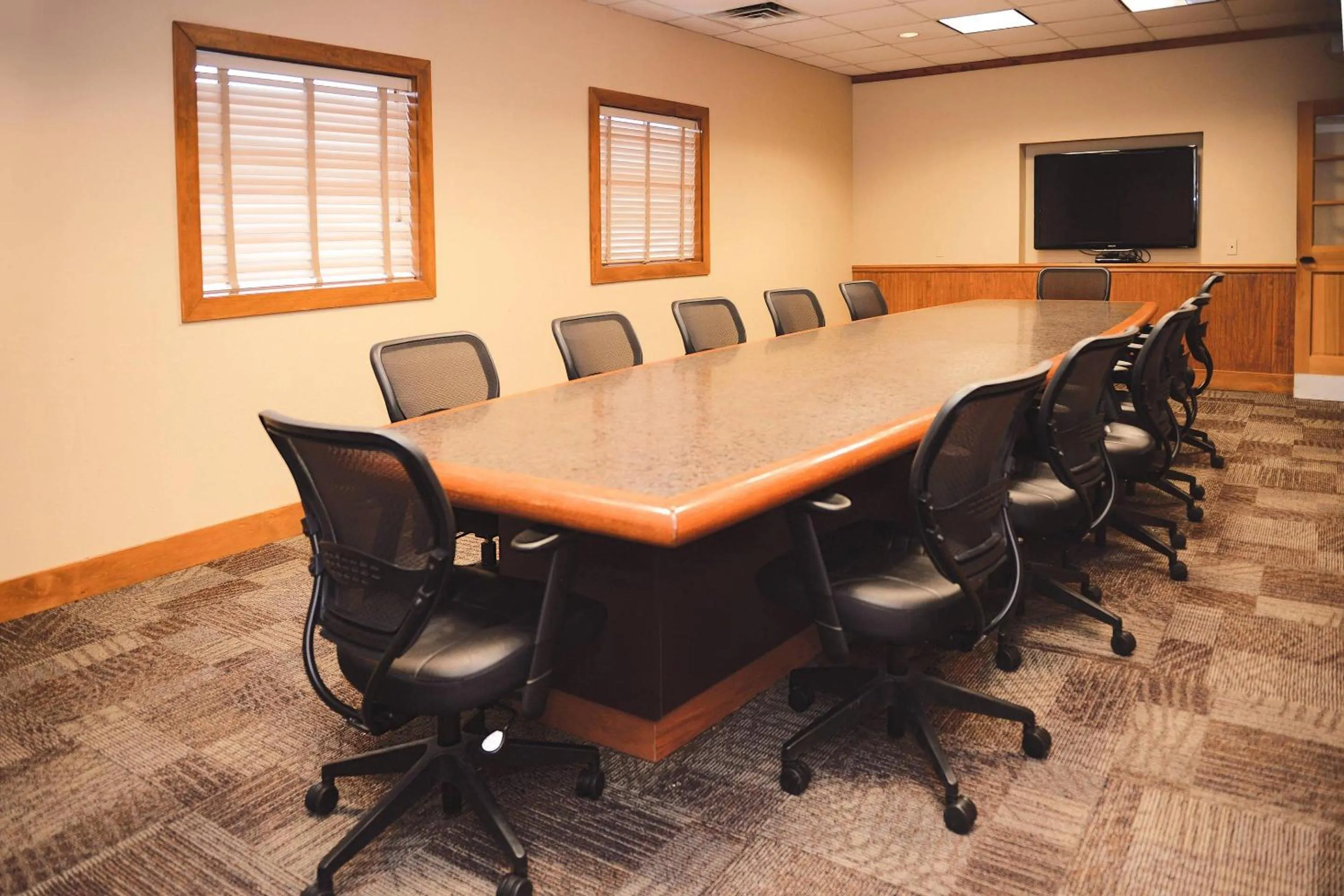 Meeting/conference room in Quality Inn & Suites Ames Conference Center Near ISU Campus