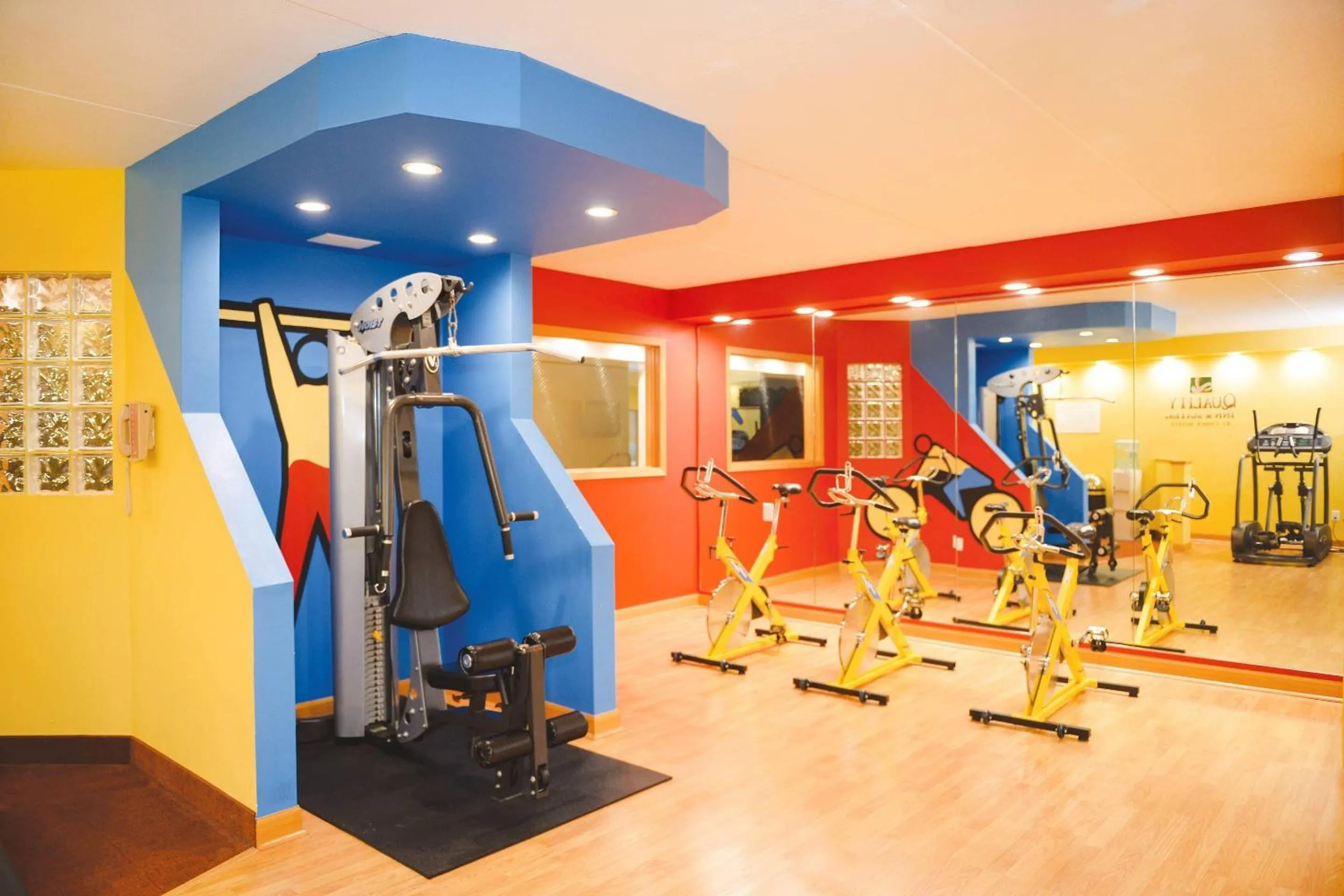 Fitness centre/facilities in Quality Inn & Suites Ames Conference Center Near ISU Campus