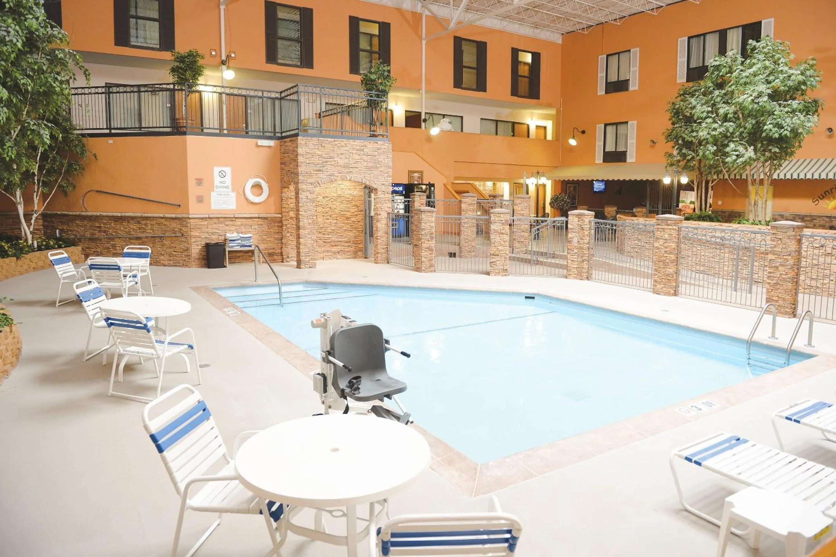 Swimming pool in Quality Inn & Suites Ames Conference Center Near ISU Campus