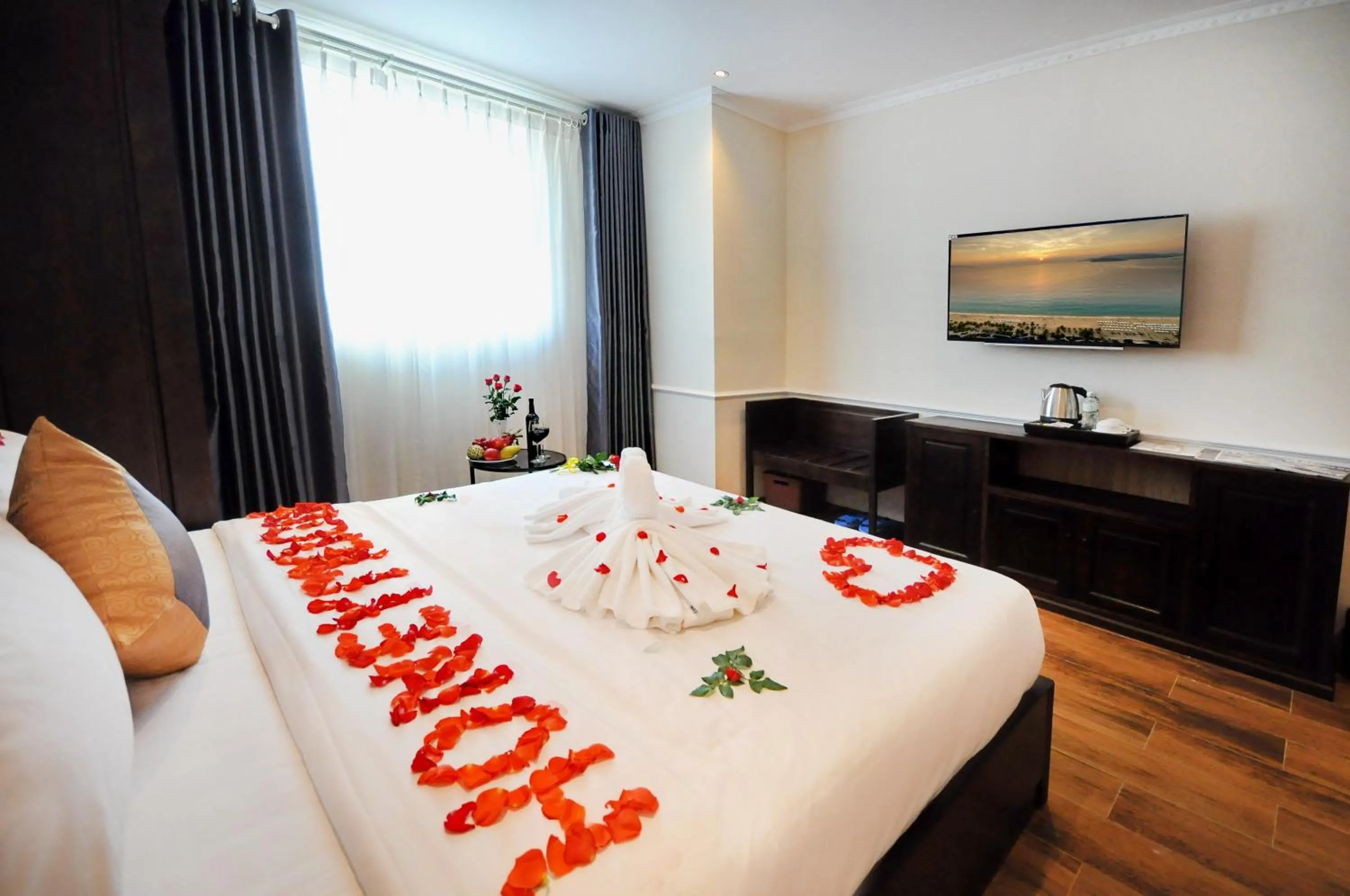 Bed in Apollo Hotel Nha Trang Beach