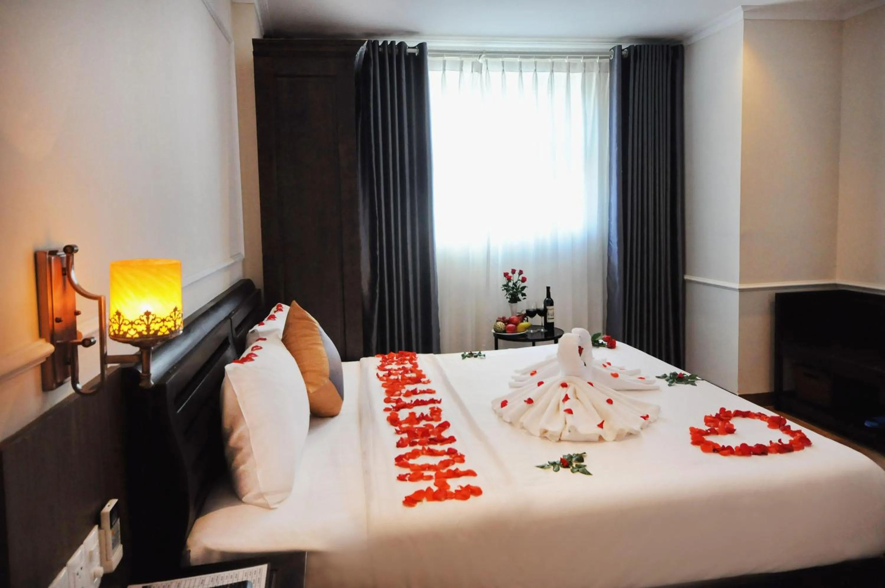 Bed in Apollo Hotel Nha Trang Beach