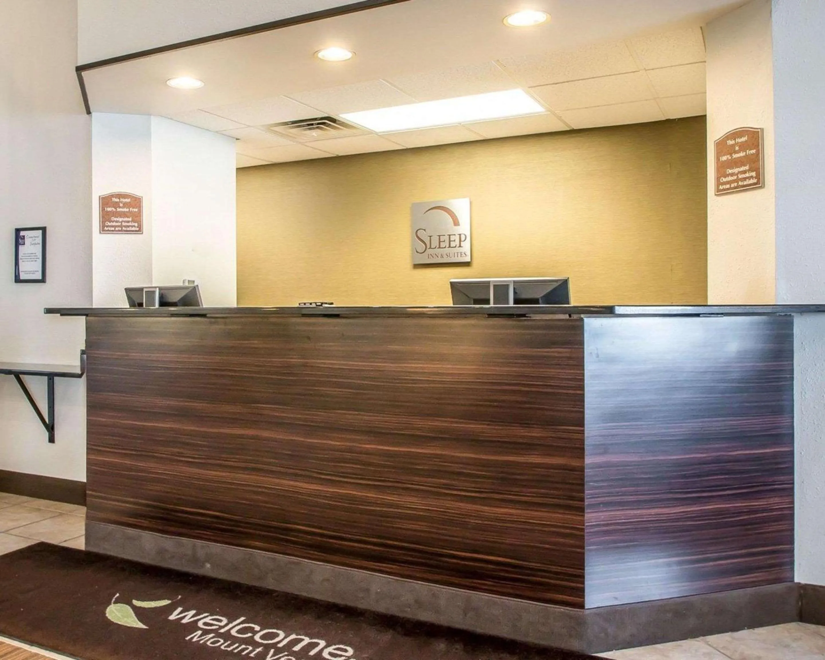 Lobby or reception in Sleep Inn & Suites Mount Vernon