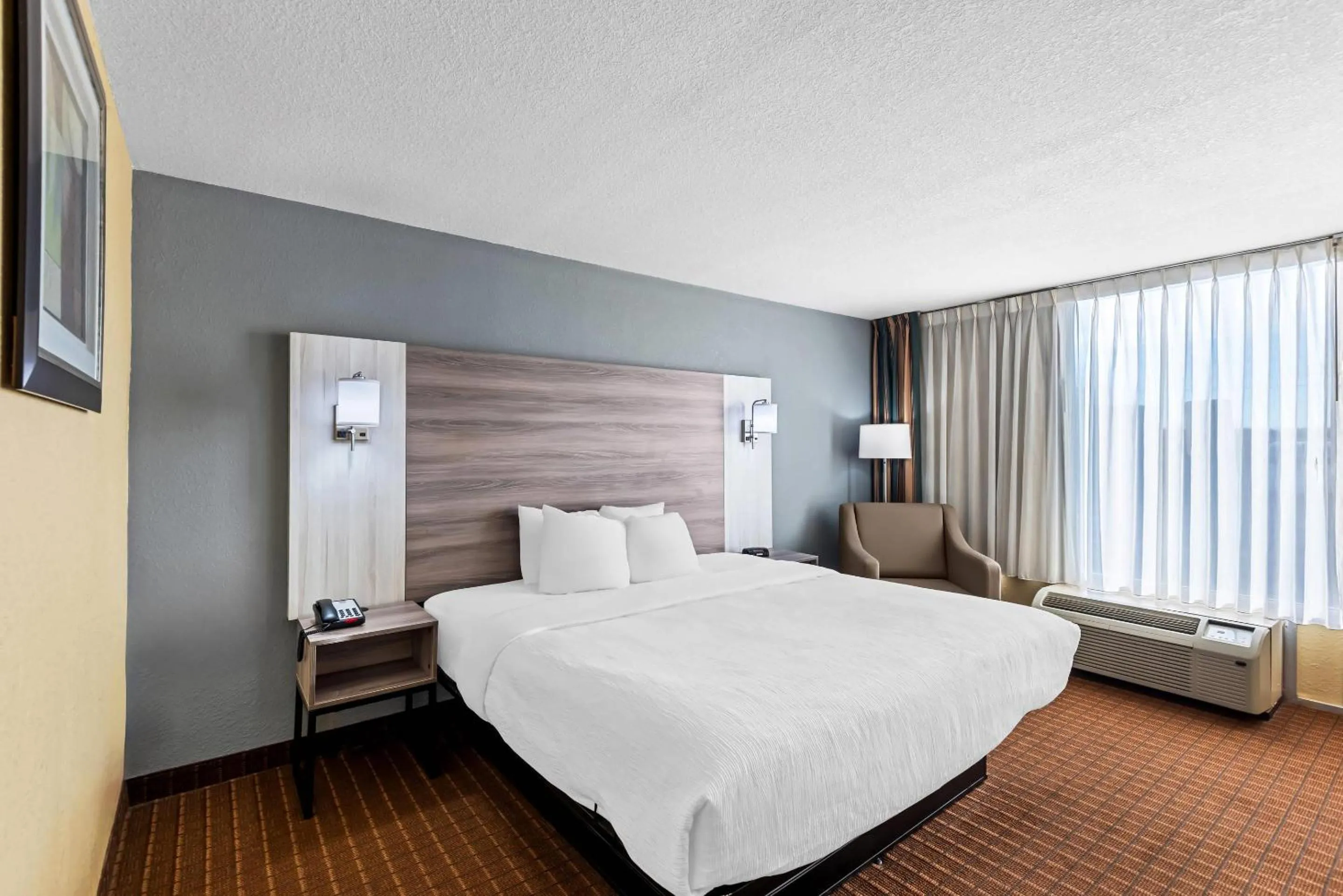 Bedroom, Bed in Quality Inn Fort Dodge