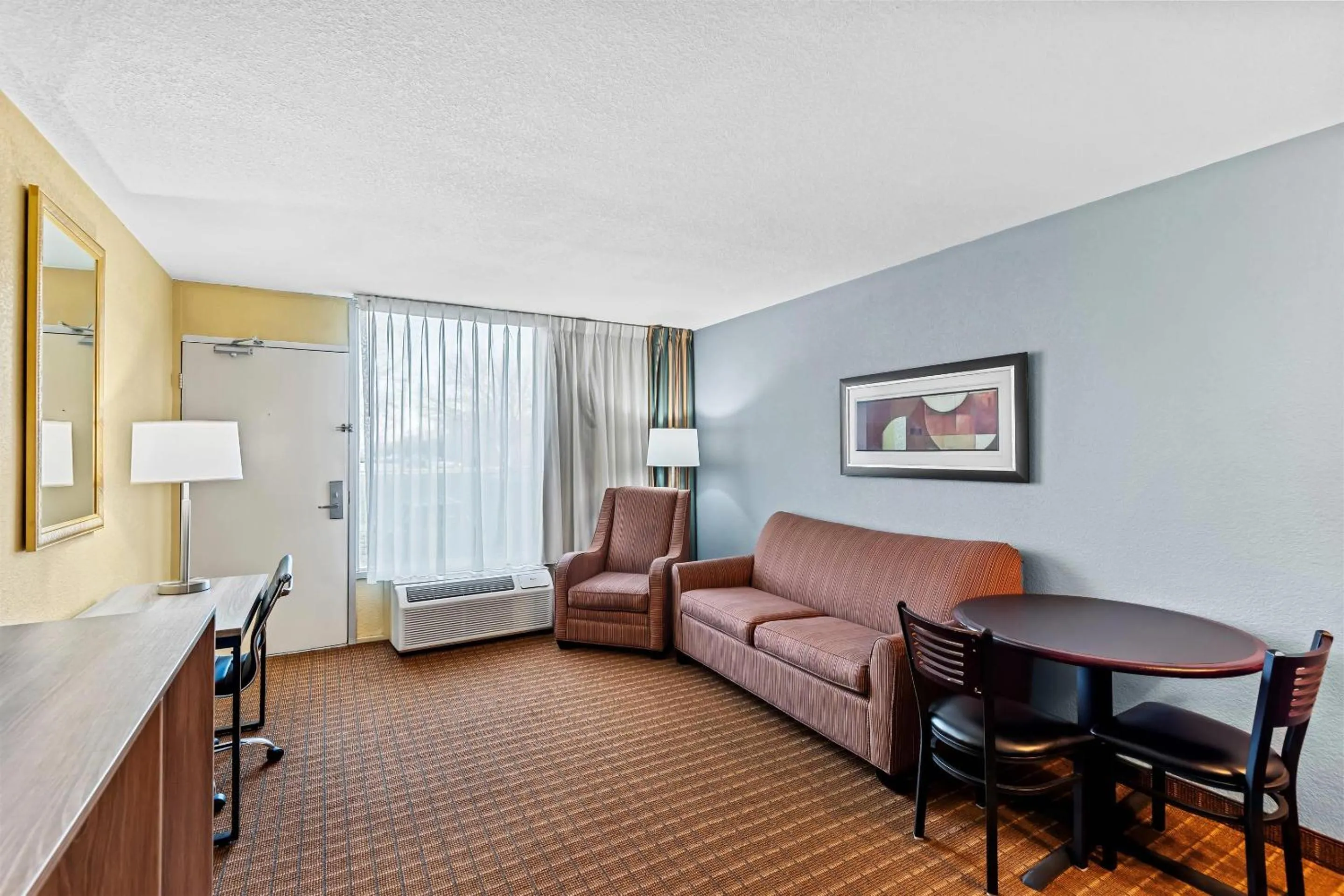 Bedroom in Quality Inn Fort Dodge