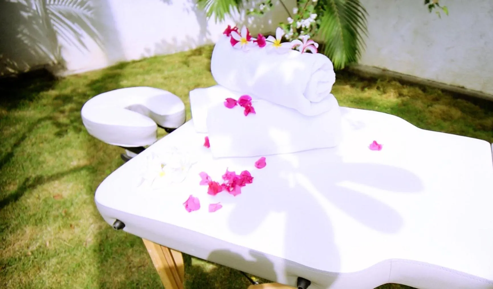 Massage in The Flame Tree Estate & Hotel