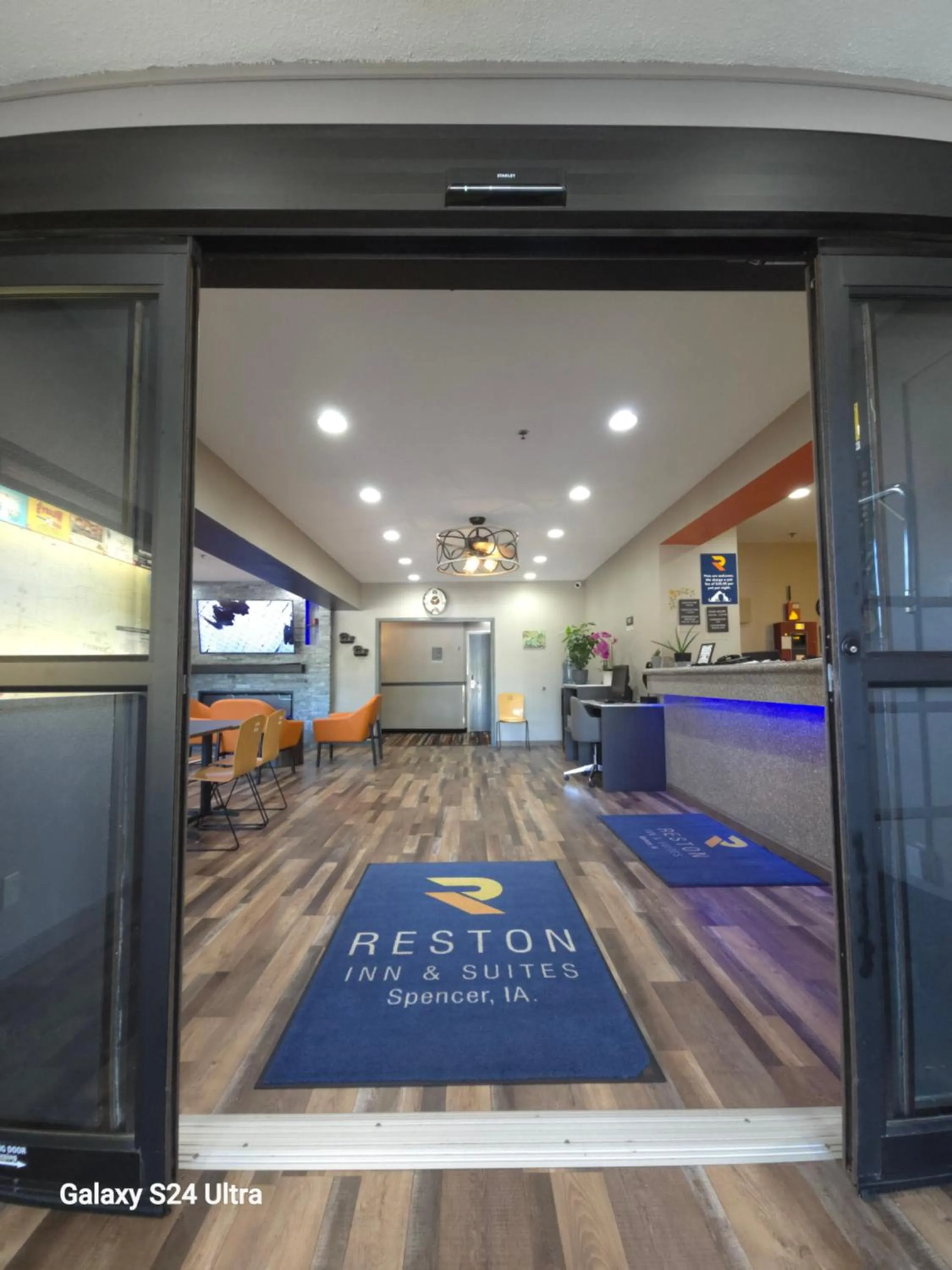 Property building in Reston Inn & Suites