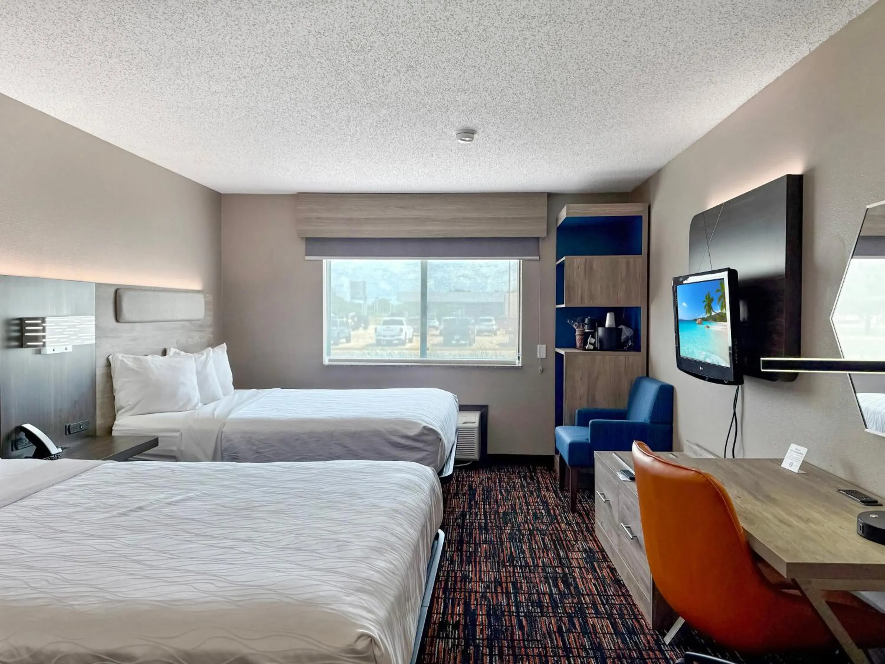 Superior Queen Room with Two Queen Beds in Reston Inn & Suites Superior Queen Room with Two Queen Beds in Reston Inn & Suites