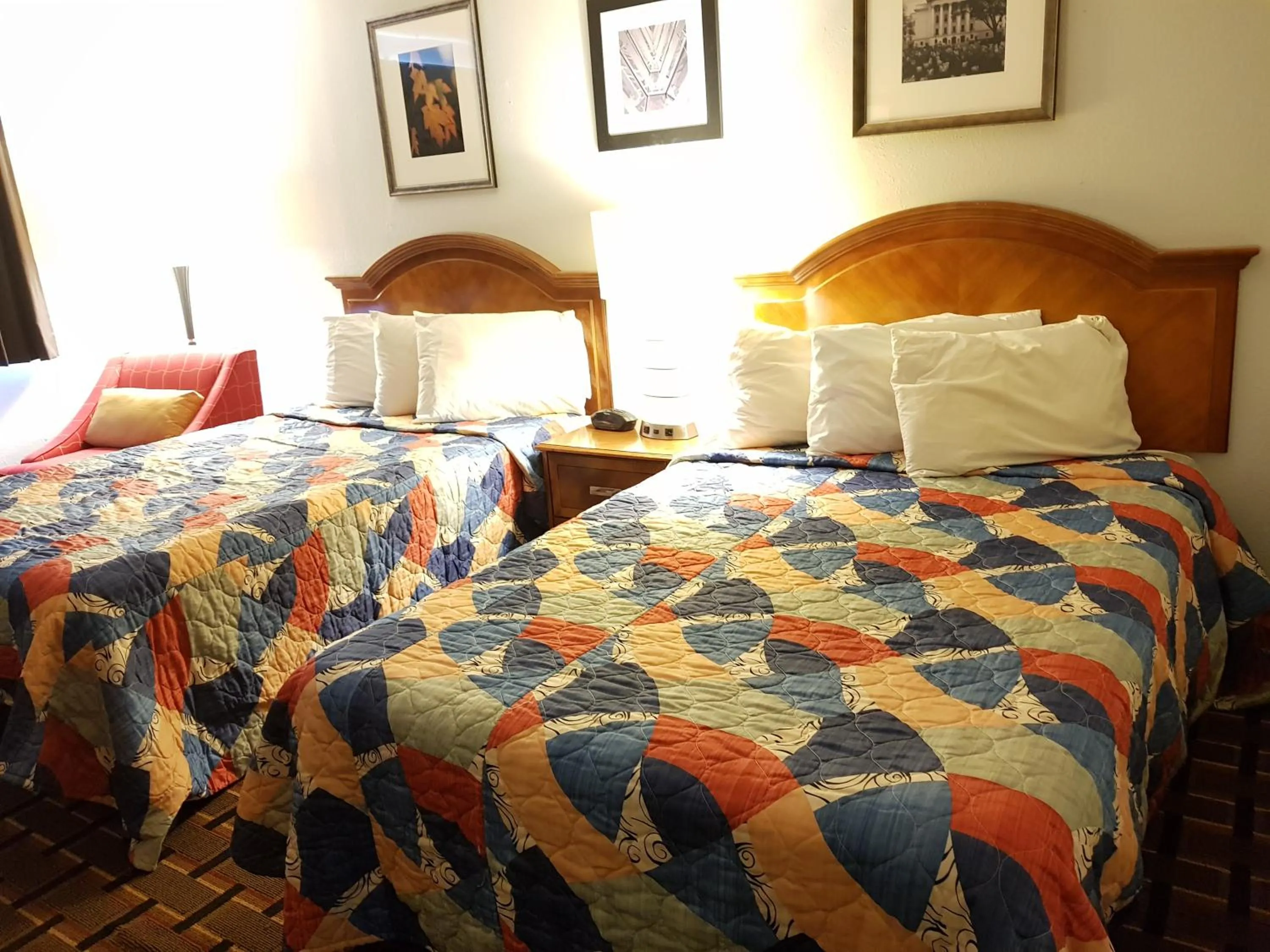 Le Mars Inn and Suites