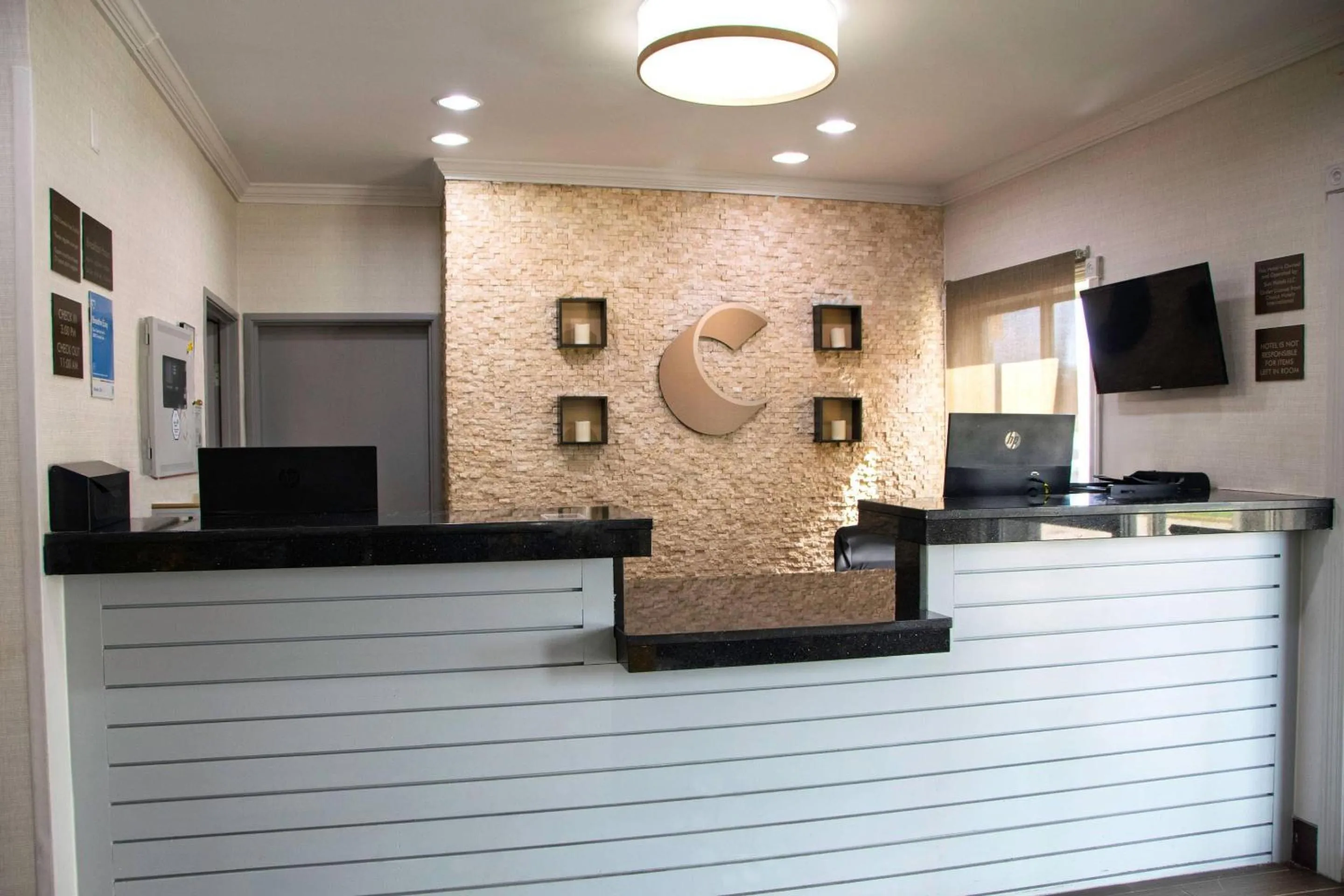 Lobby or reception in Comfort Inn & Suites Coralville - Iowa City near Iowa River Landing