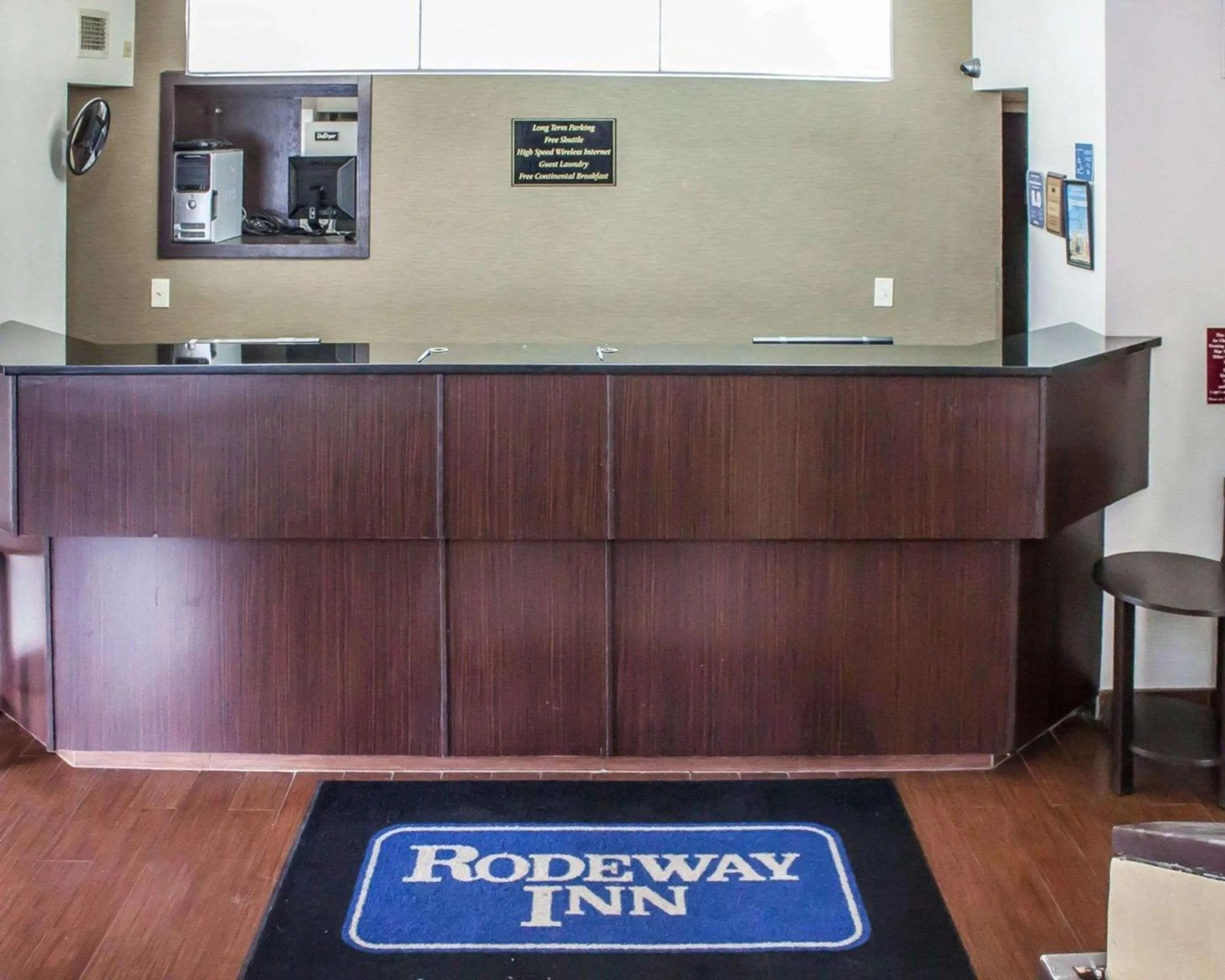 Lobby or reception in Rodeway Inn Boise Airport
