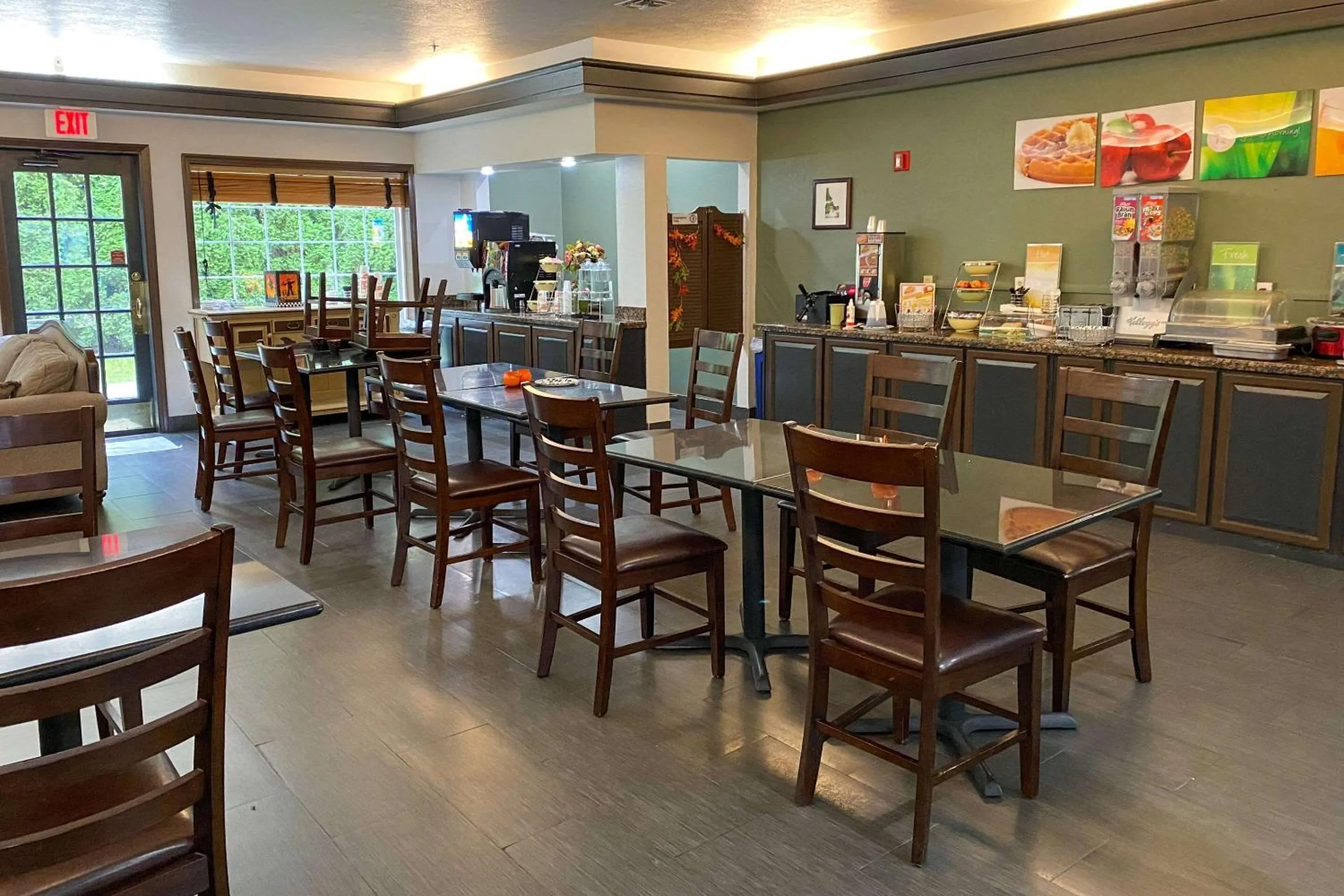 Breakfast in Quality Inn Post Falls - Coeur d'Alene