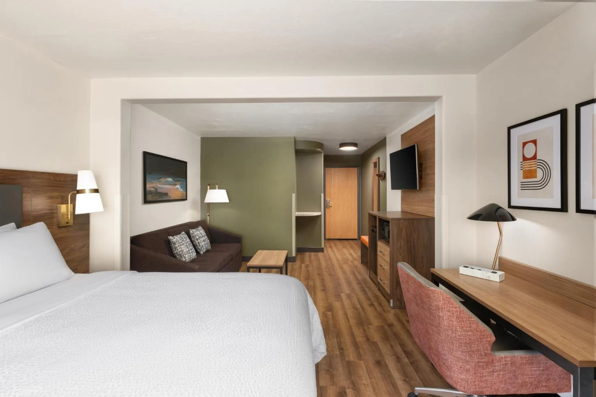 Photo of the whole room, Bed in Garner Hotel Idaho Falls Southwest by IHG