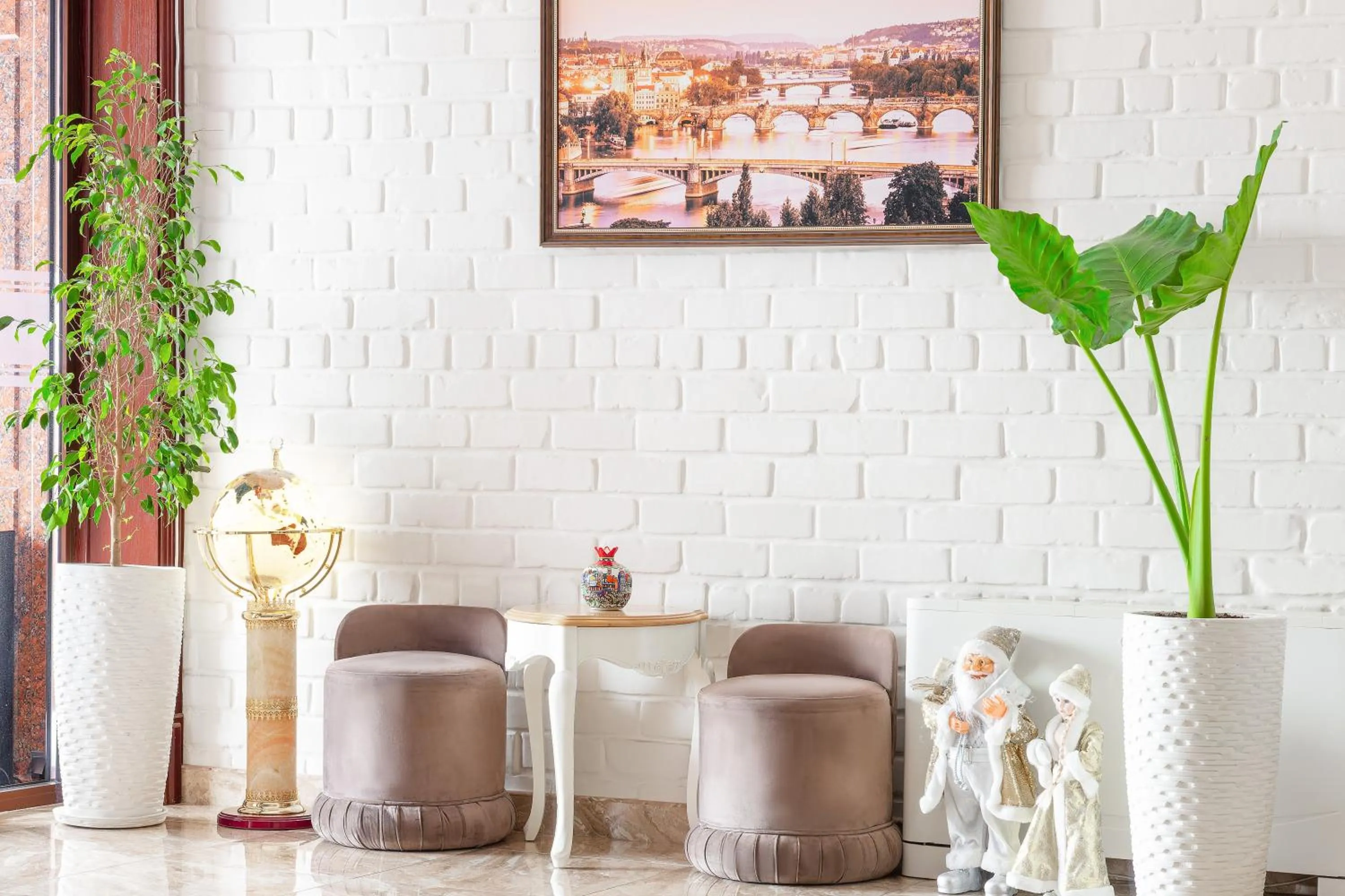 Lobby or reception in Praga Hotel