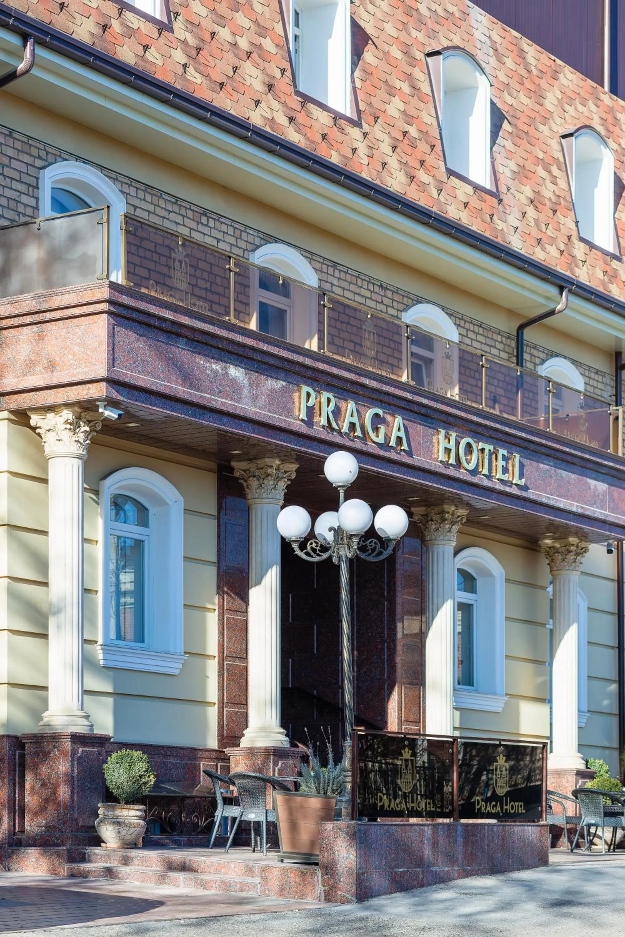 Property building in Praga Hotel